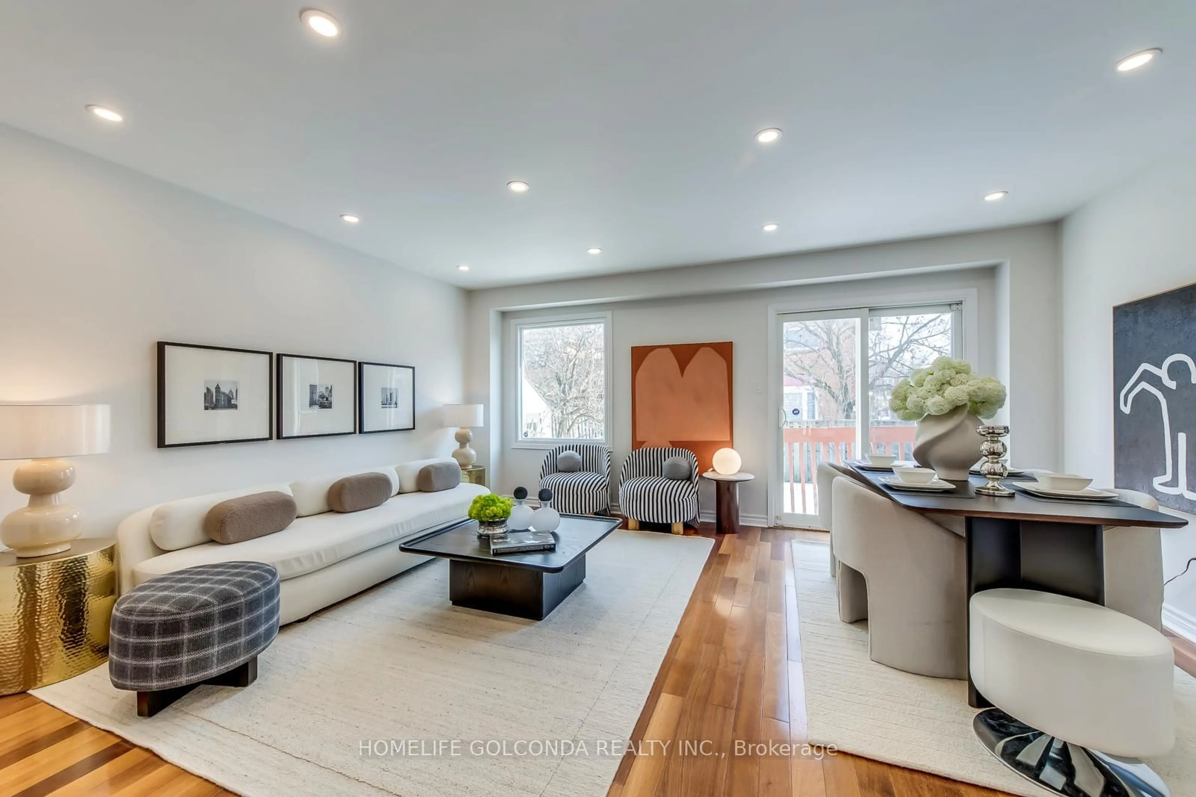 Living room with furniture, unknown for 439 Bluesky Cres, Mississauga Ontario L5R 2R9