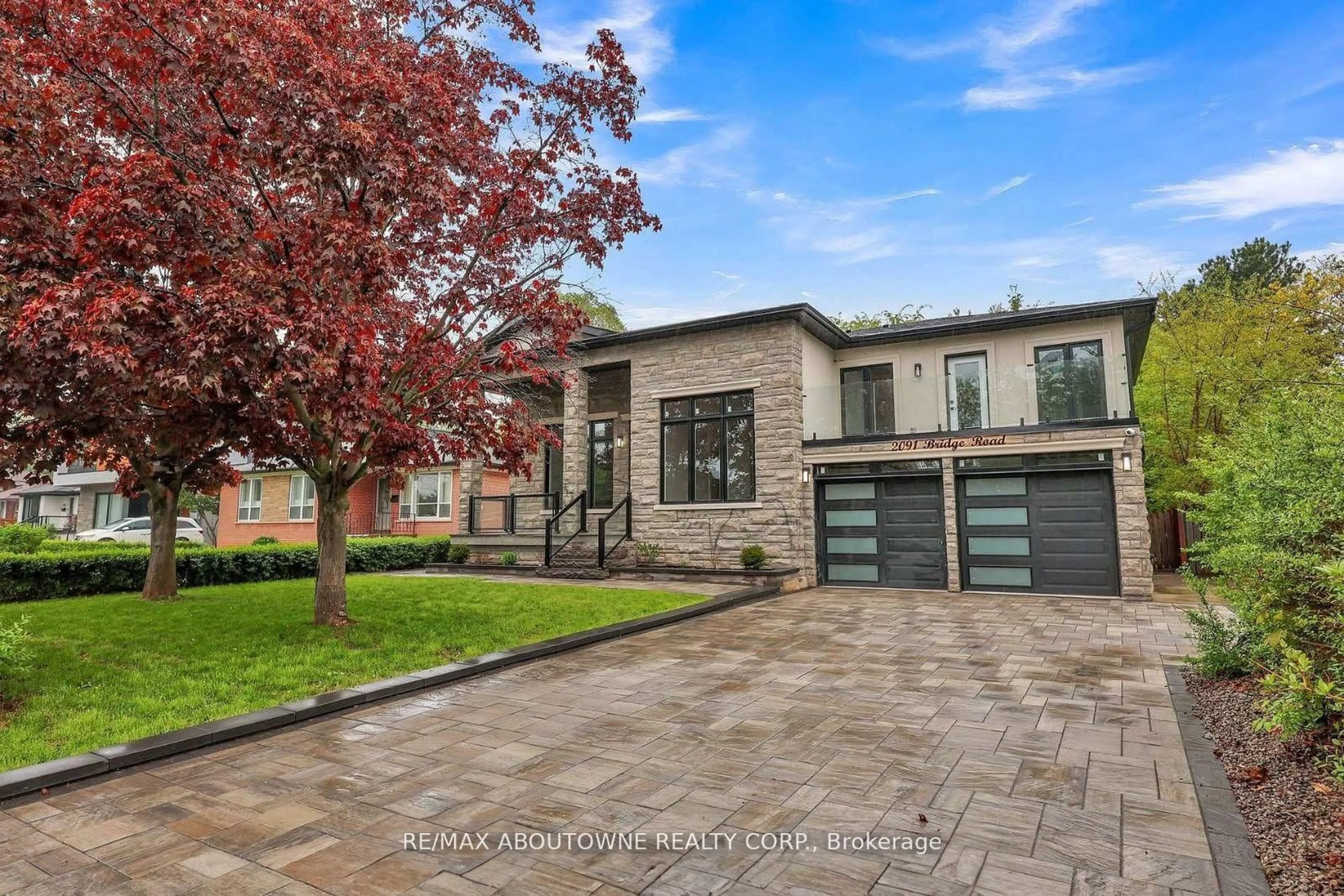 Home with brick exterior material, street for 2091 Bridge Rd, Oakville Ontario L6L 2E8