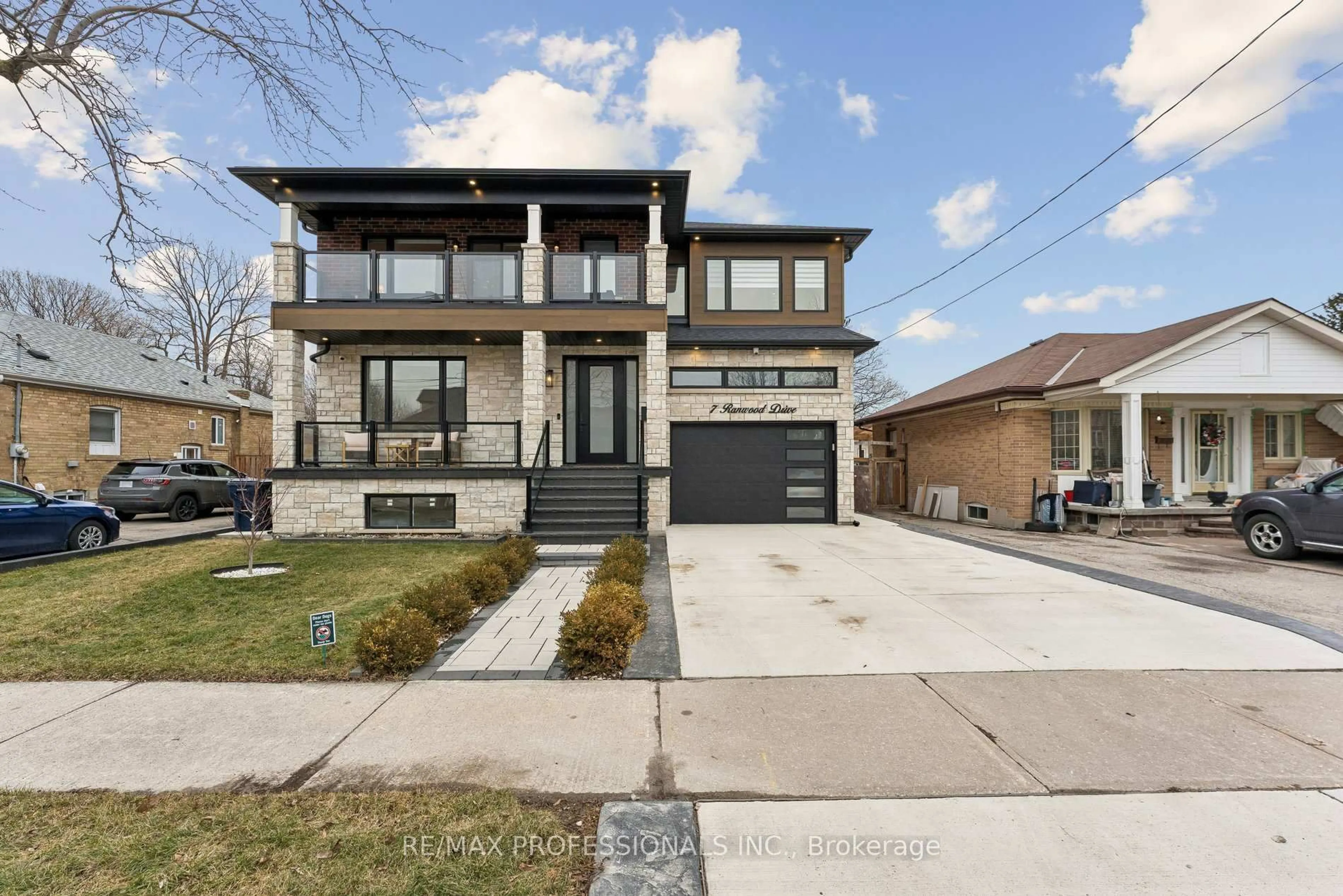 Home with brick exterior material, street for 7 Ranwood Dr, Toronto Ontario M9N 3E8