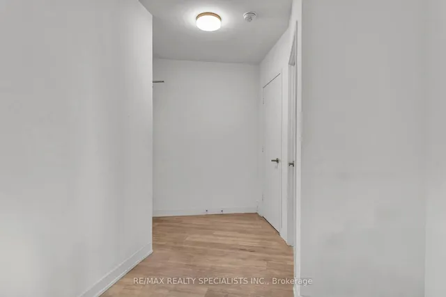 3883 QUARTZ Rd #321, Mississauga 5