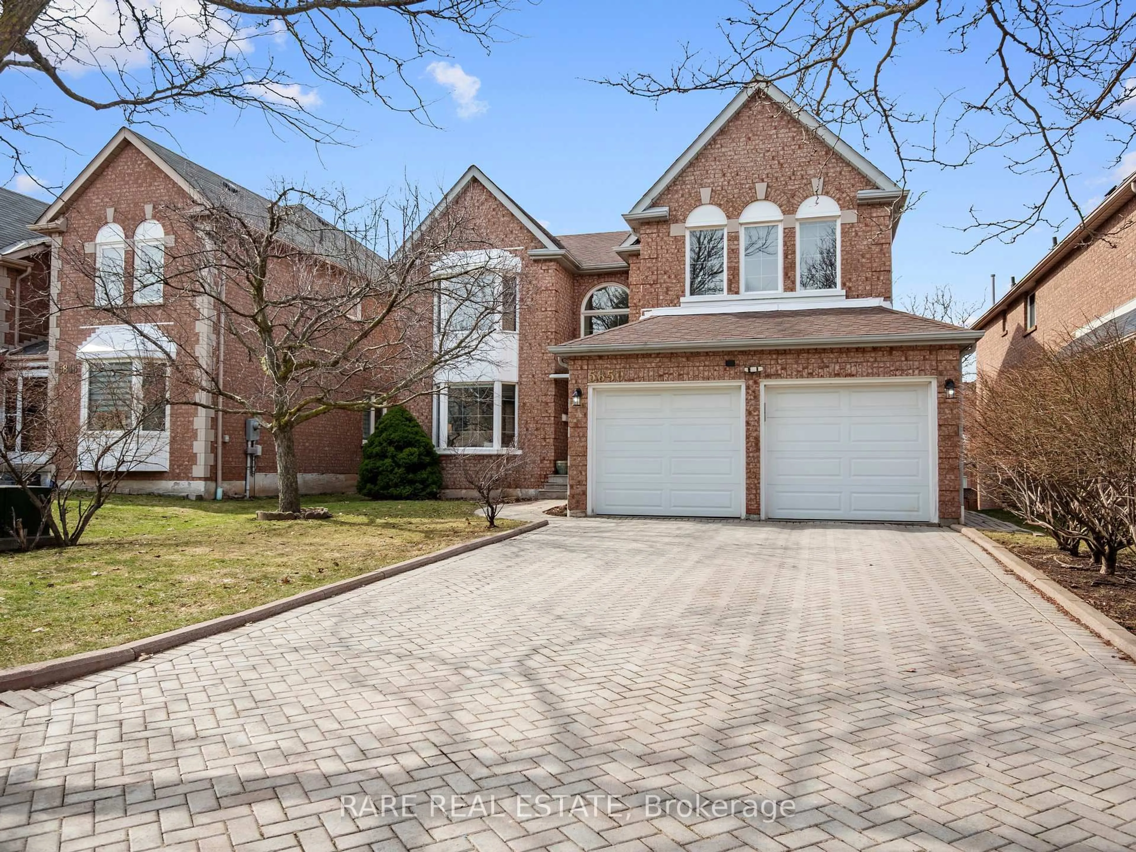 Home with brick exterior material, street for 5850 Fieldon Rd, Mississauga Ontario L5M 5K3