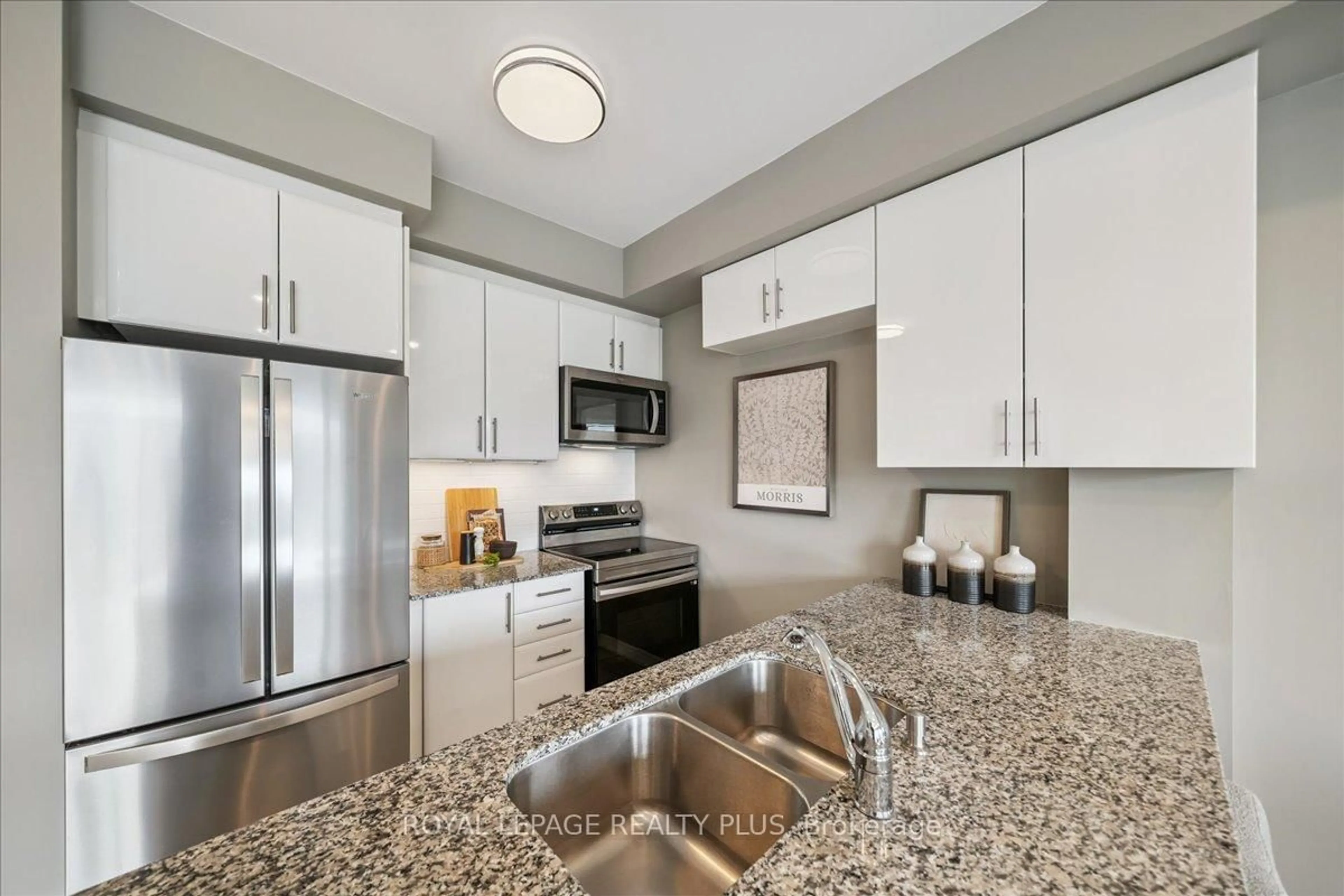 Unknown for 2370 Khalsa Gate #311, Oakville Ontario L6M 1P5