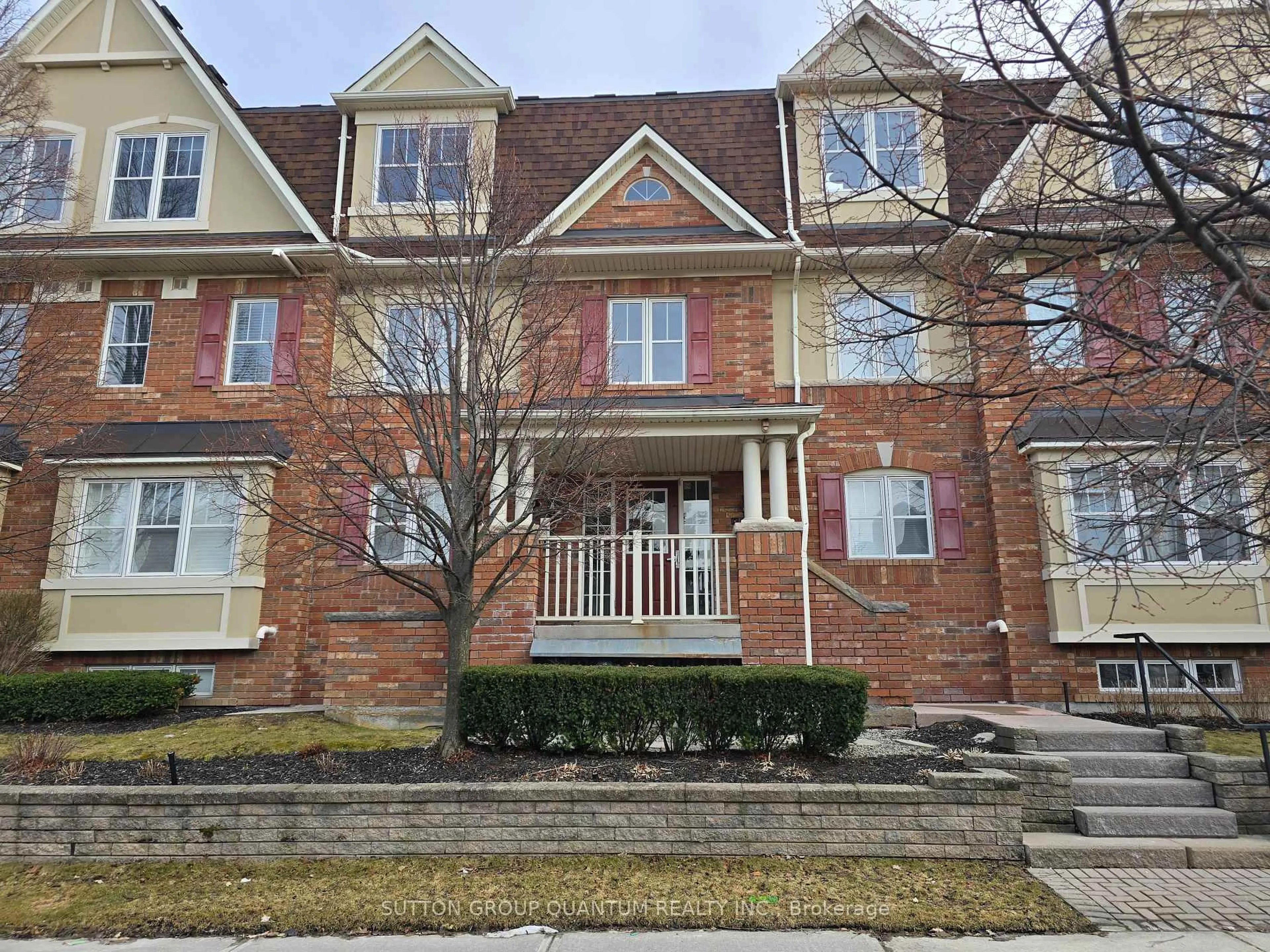Home with brick exterior material, street for 594 Shoreline Dr #3, Mississauga Ontario L5B 0A8