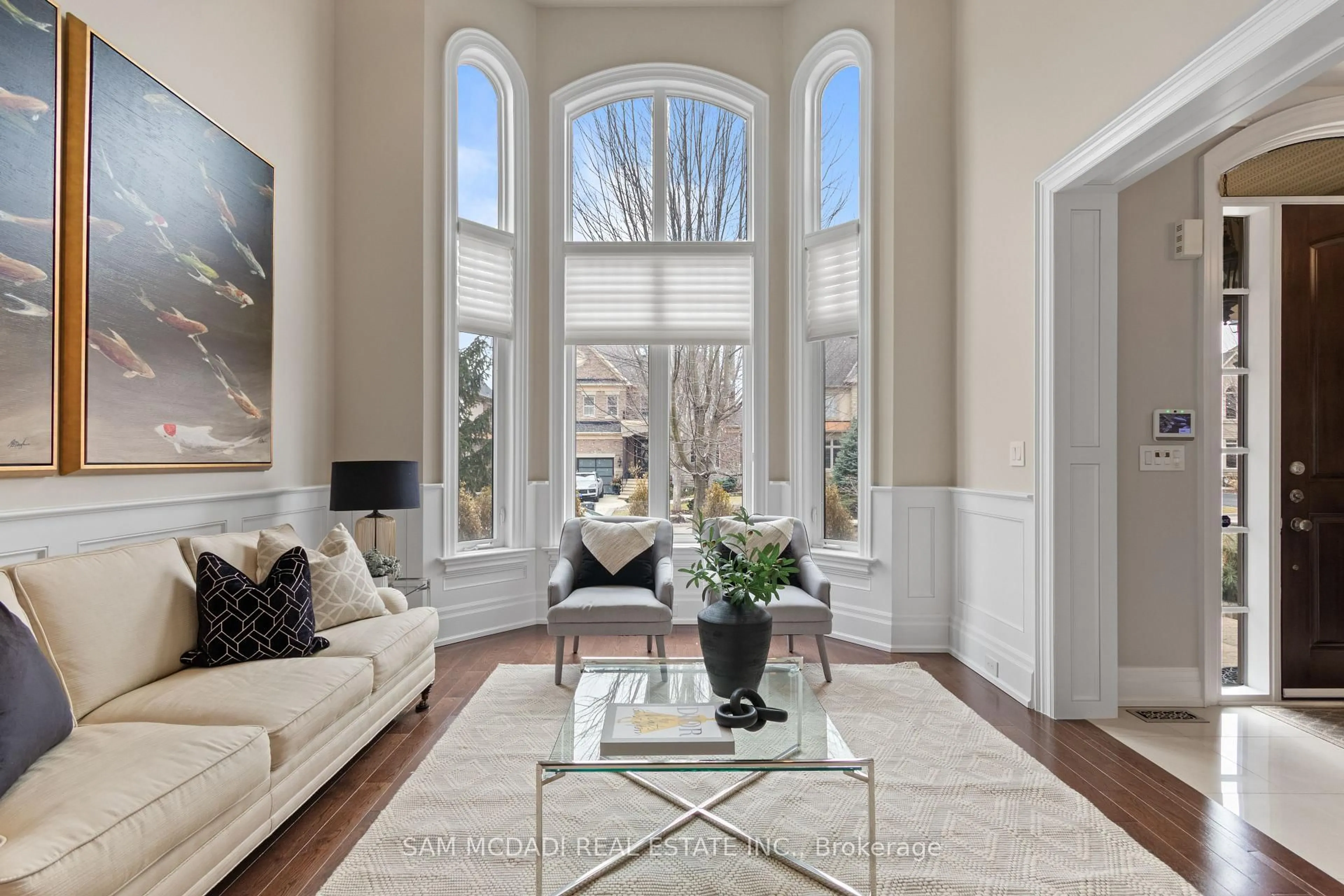 Living room with furniture, unknown for 1857 Ivygate Crt, Mississauga Ontario L5L 0A8