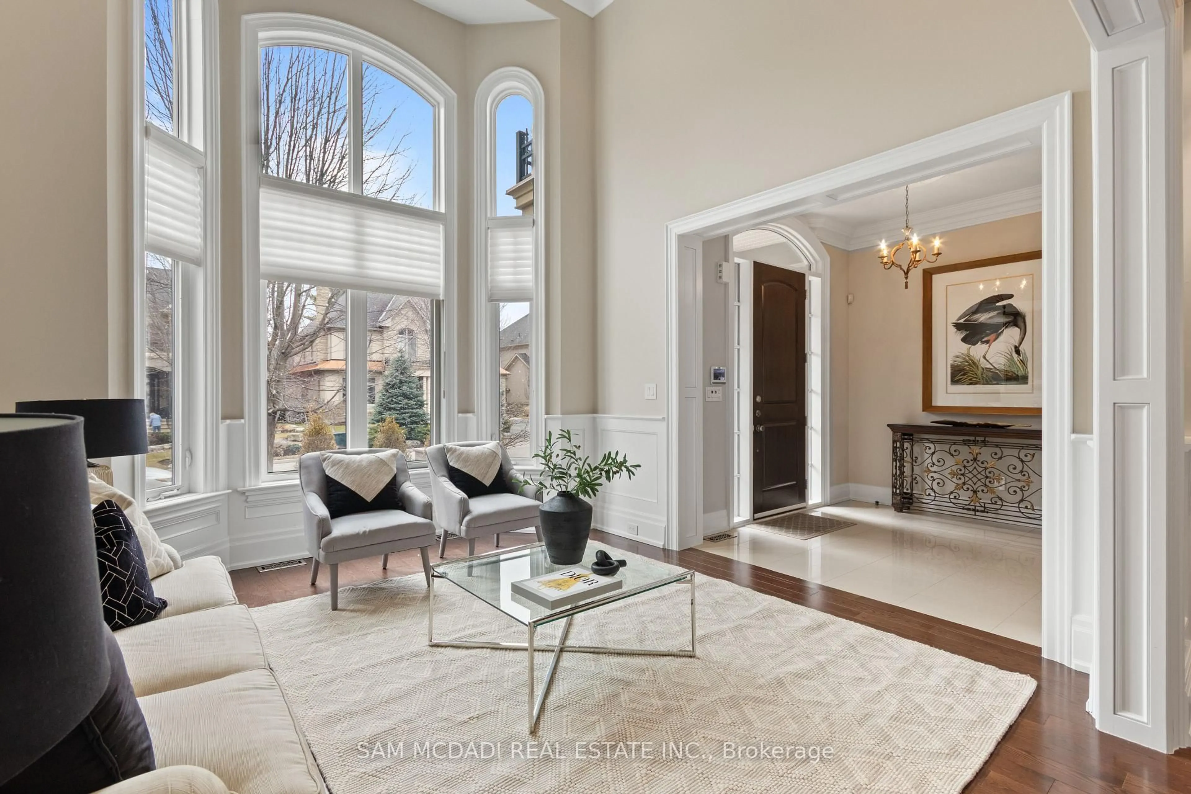 Living room with furniture, unknown for 1857 Ivygate Crt, Mississauga Ontario L5L 0A8