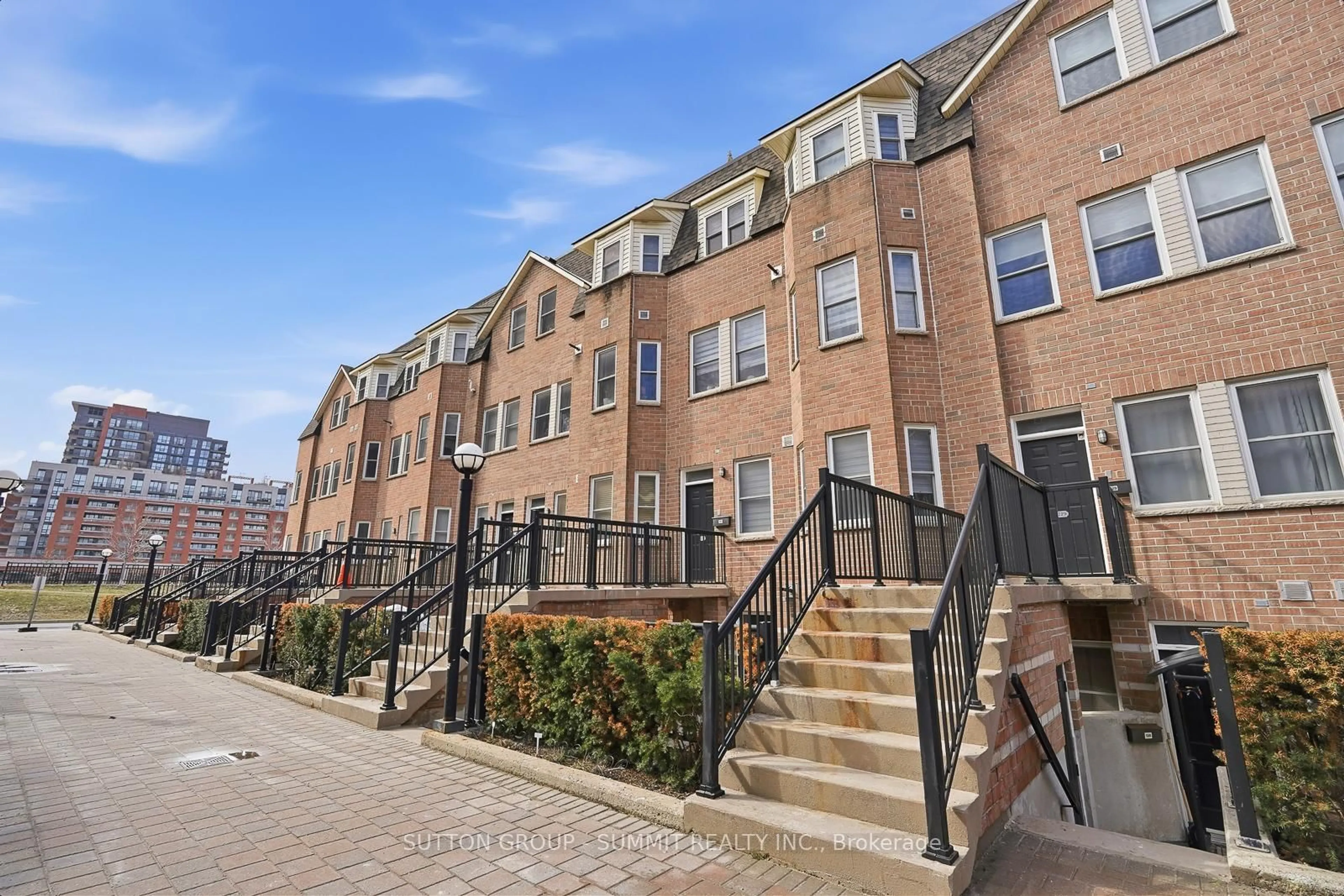 Unknown for 760 LAWRENCE Ave #126, Toronto Ontario M6A 3E7