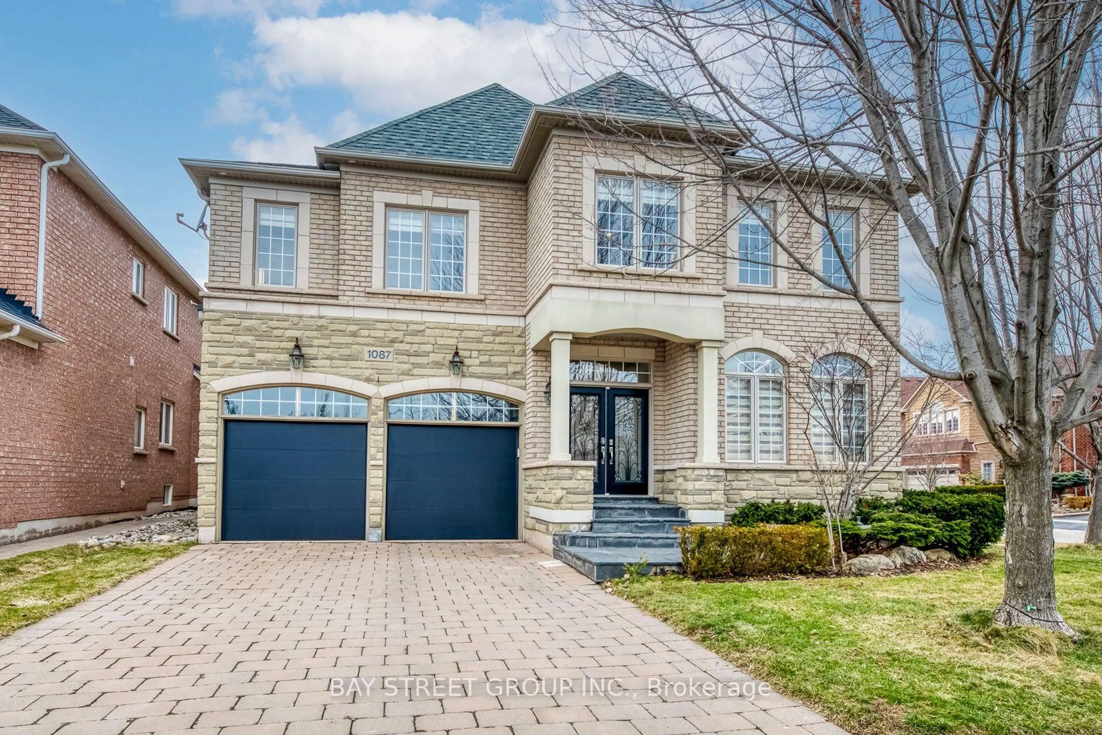 Home with brick exterior material, street for 1087 Kestell Blvd, Oakville Ontario L6H 7M5