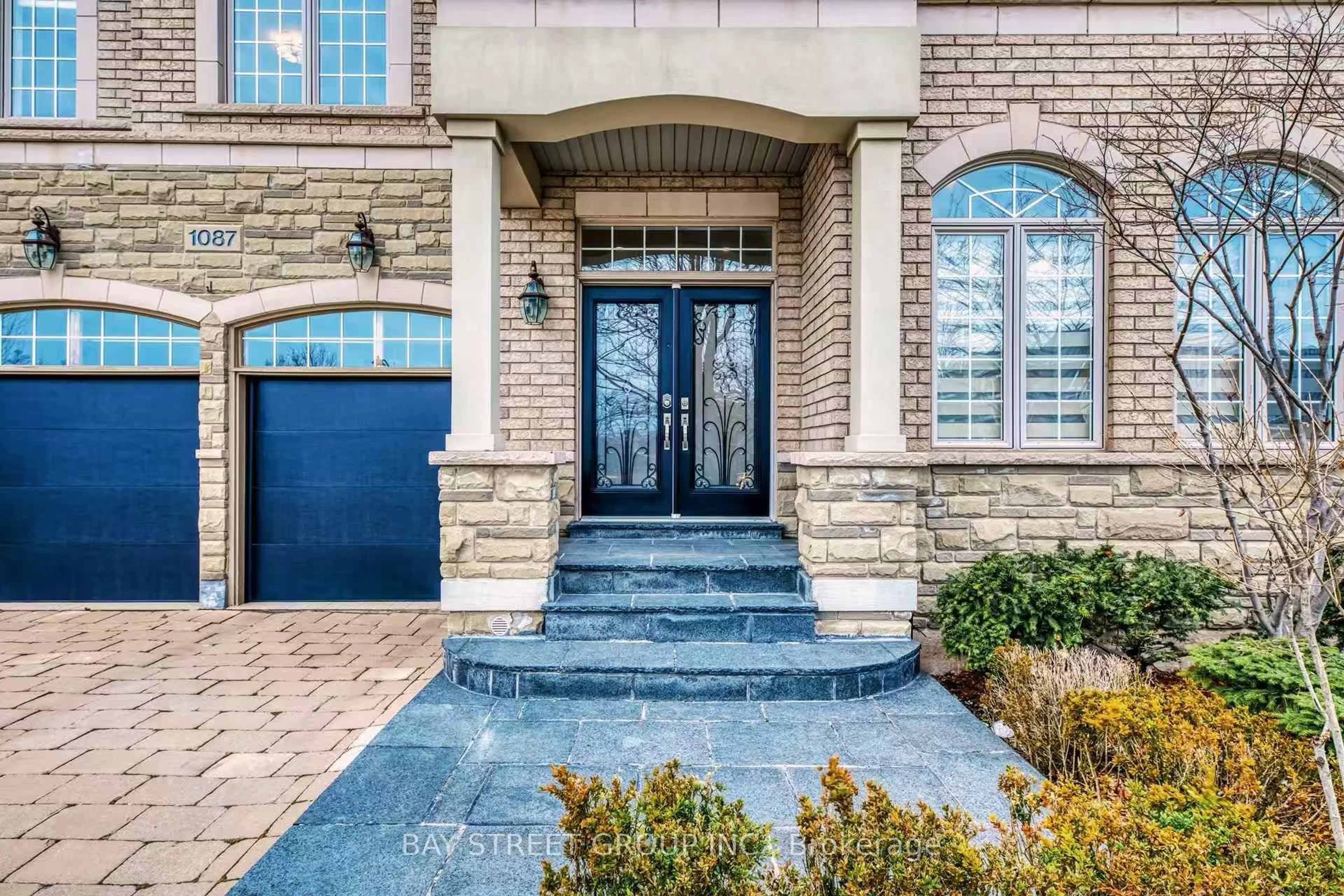 Home with brick exterior material, street for 1087 Kestell Blvd, Oakville Ontario L6H 7M5
