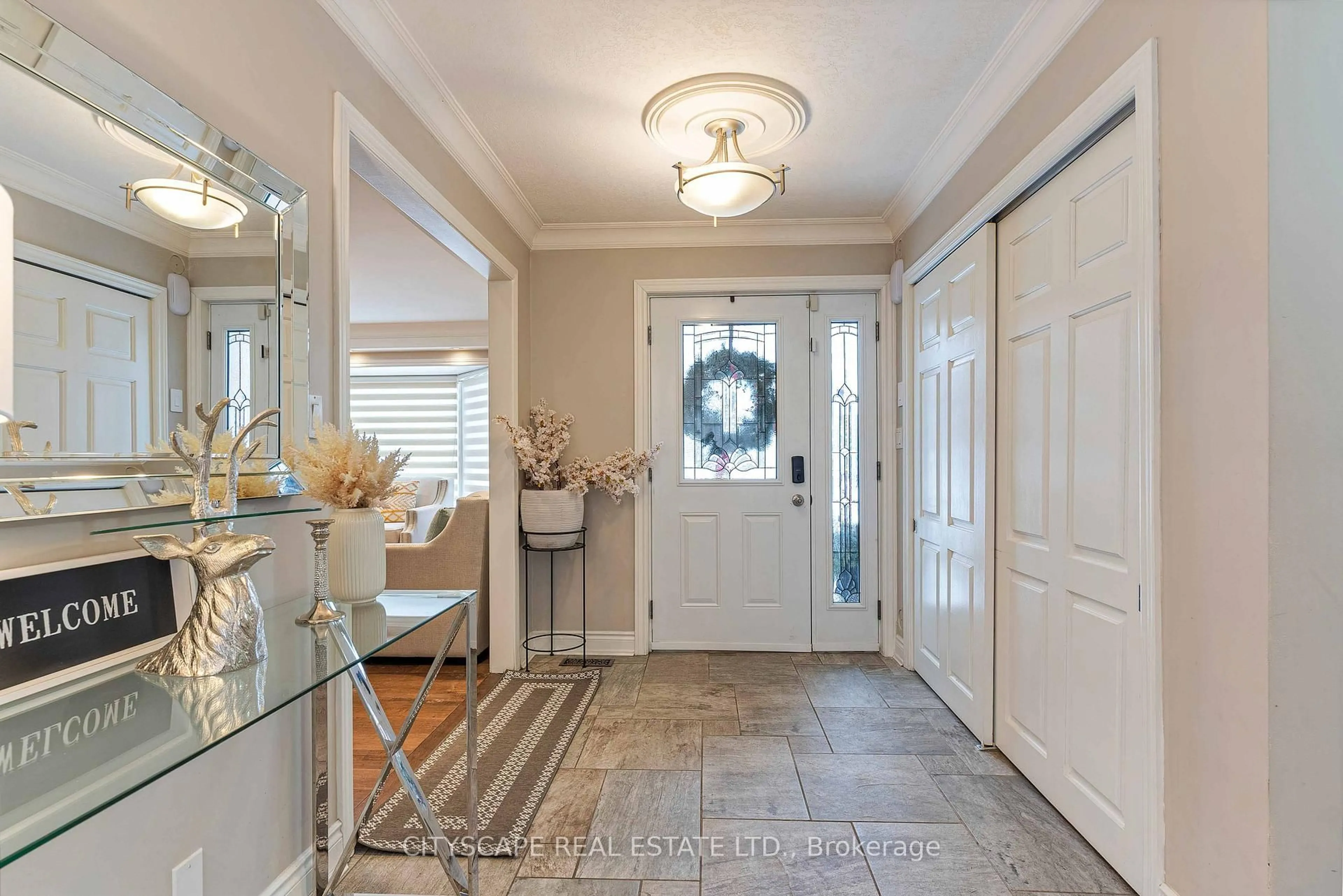 Indoor entryway for 7 McConachie Cres, Caledon Ontario L7K 0B9