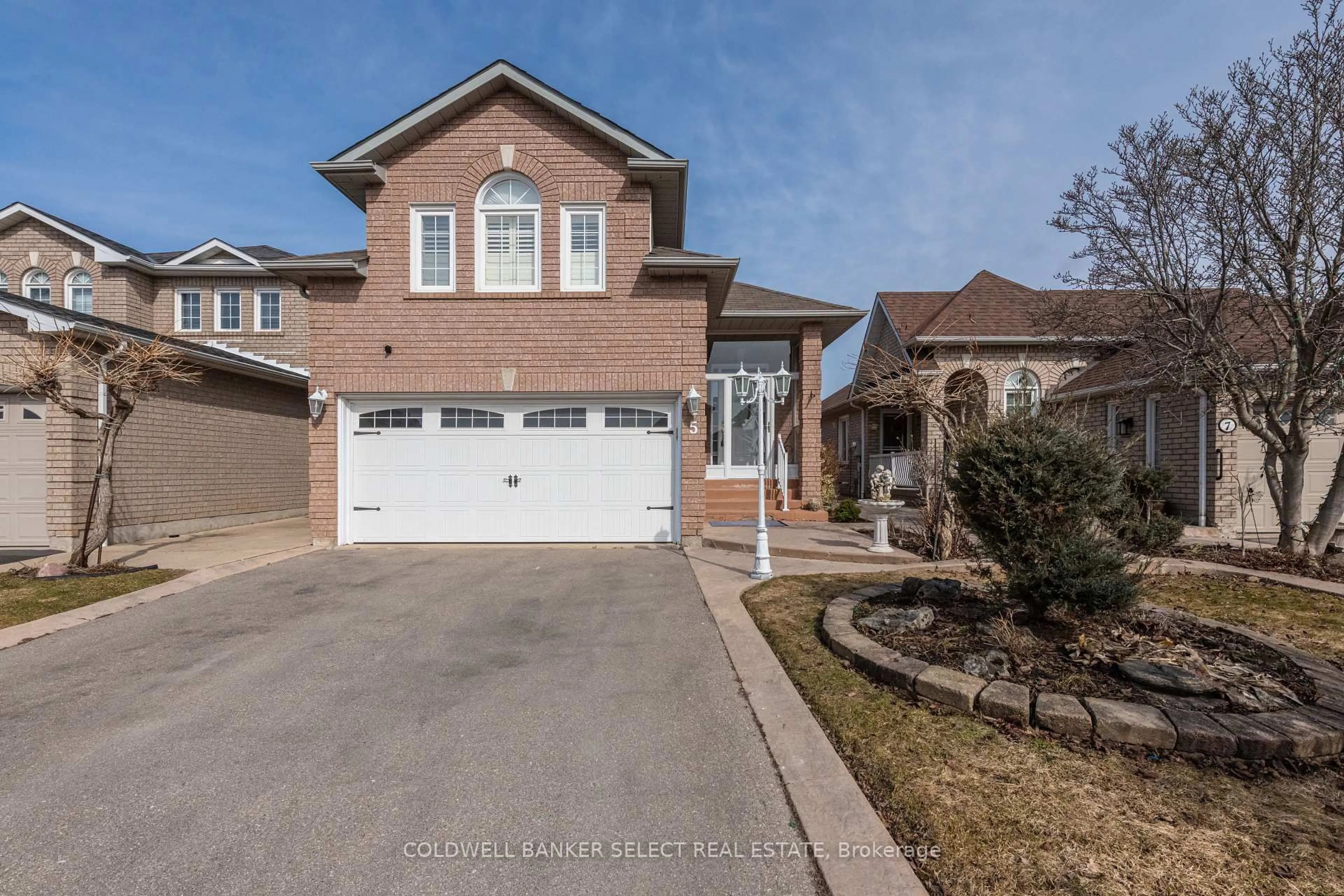 Unknown for 5 Rustic Way, Caledon Ontario L7E 2G1