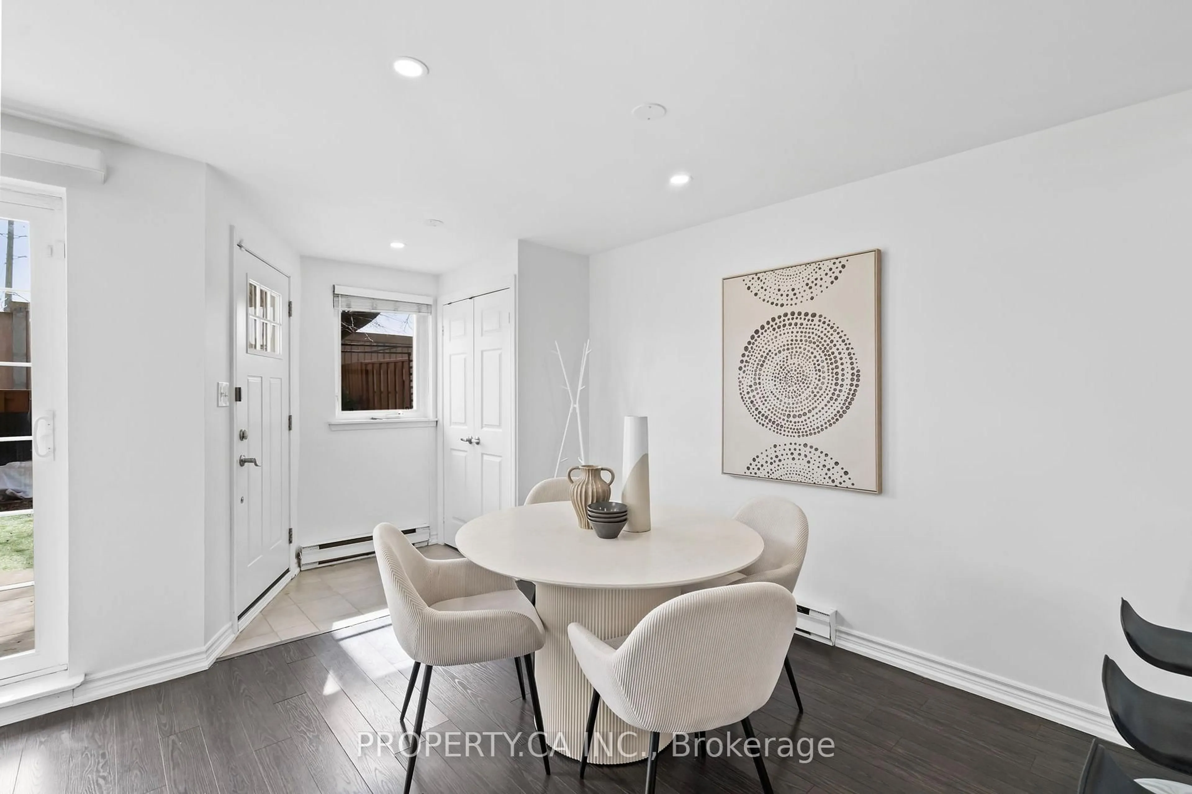 Unknown for 1055 Dundas St #179, Mississauga Ontario L4Y 3X6