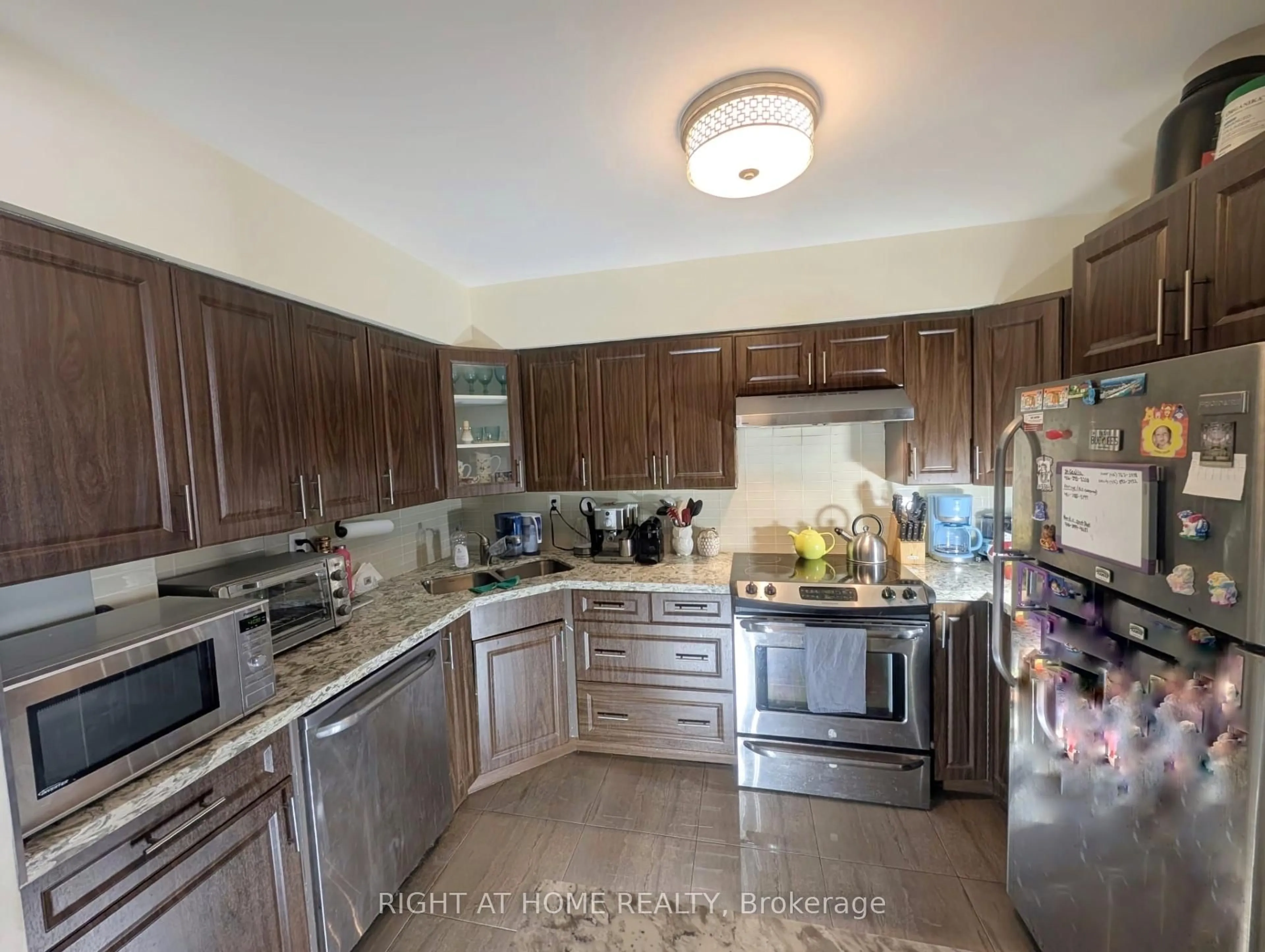 Unknown for 80 Quebec Ave #607, Toronto Ontario M6P 4B7