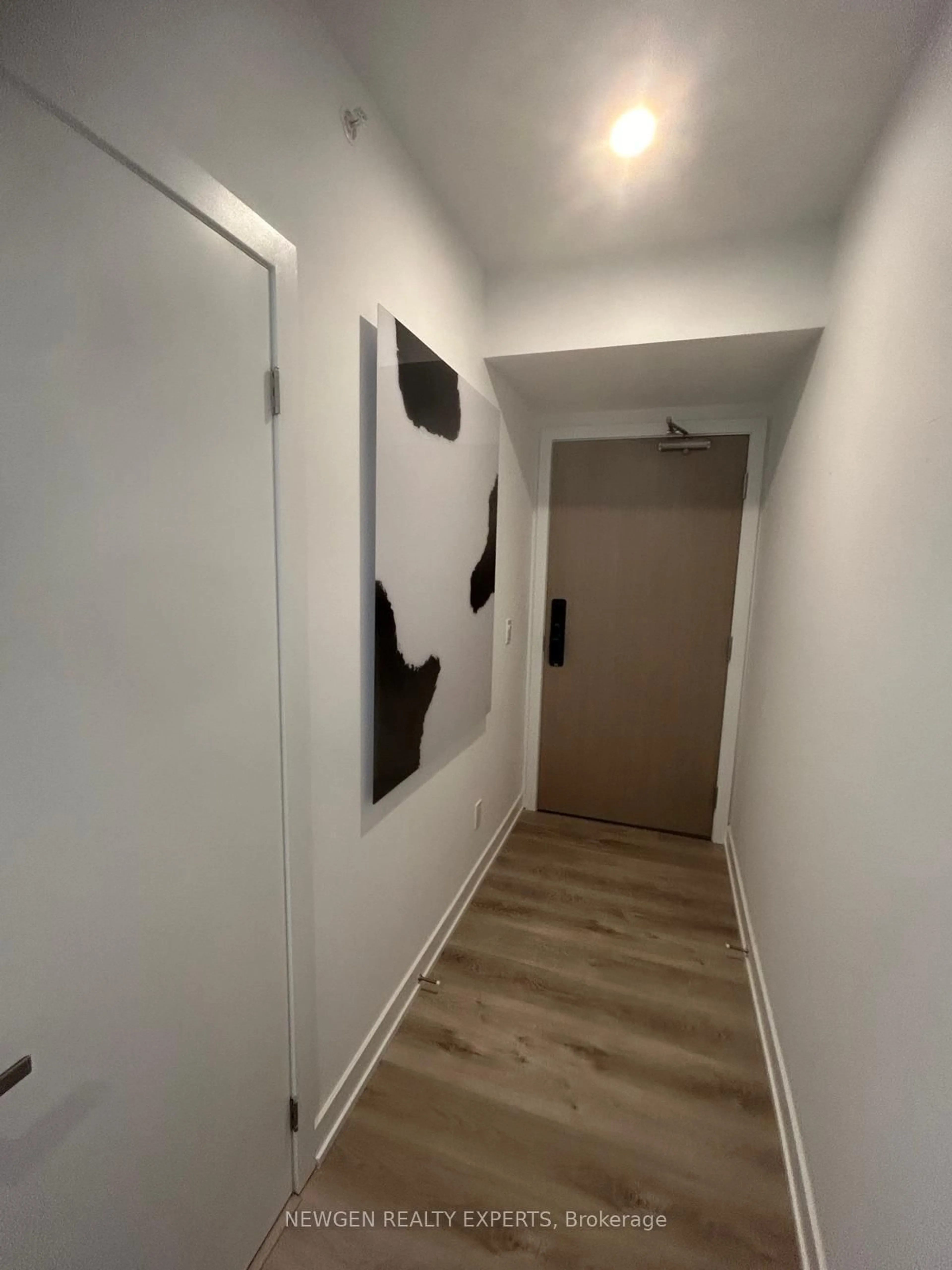 A pic of a room for 370 martha St #1602, Burlington Ontario L7R 0G9