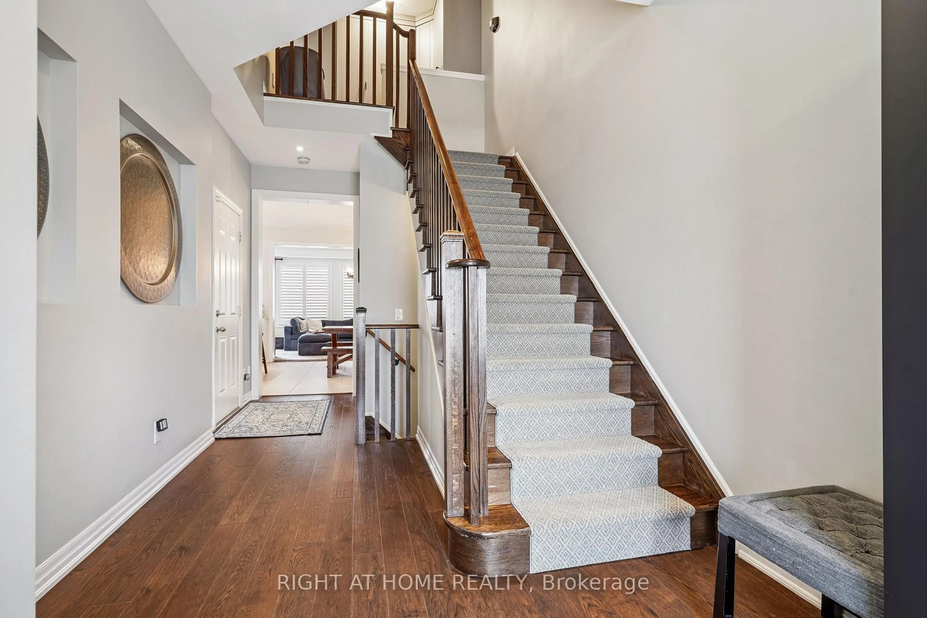 Unknown for 65 Hanson Cres, Milton Ontario L9T 8L4