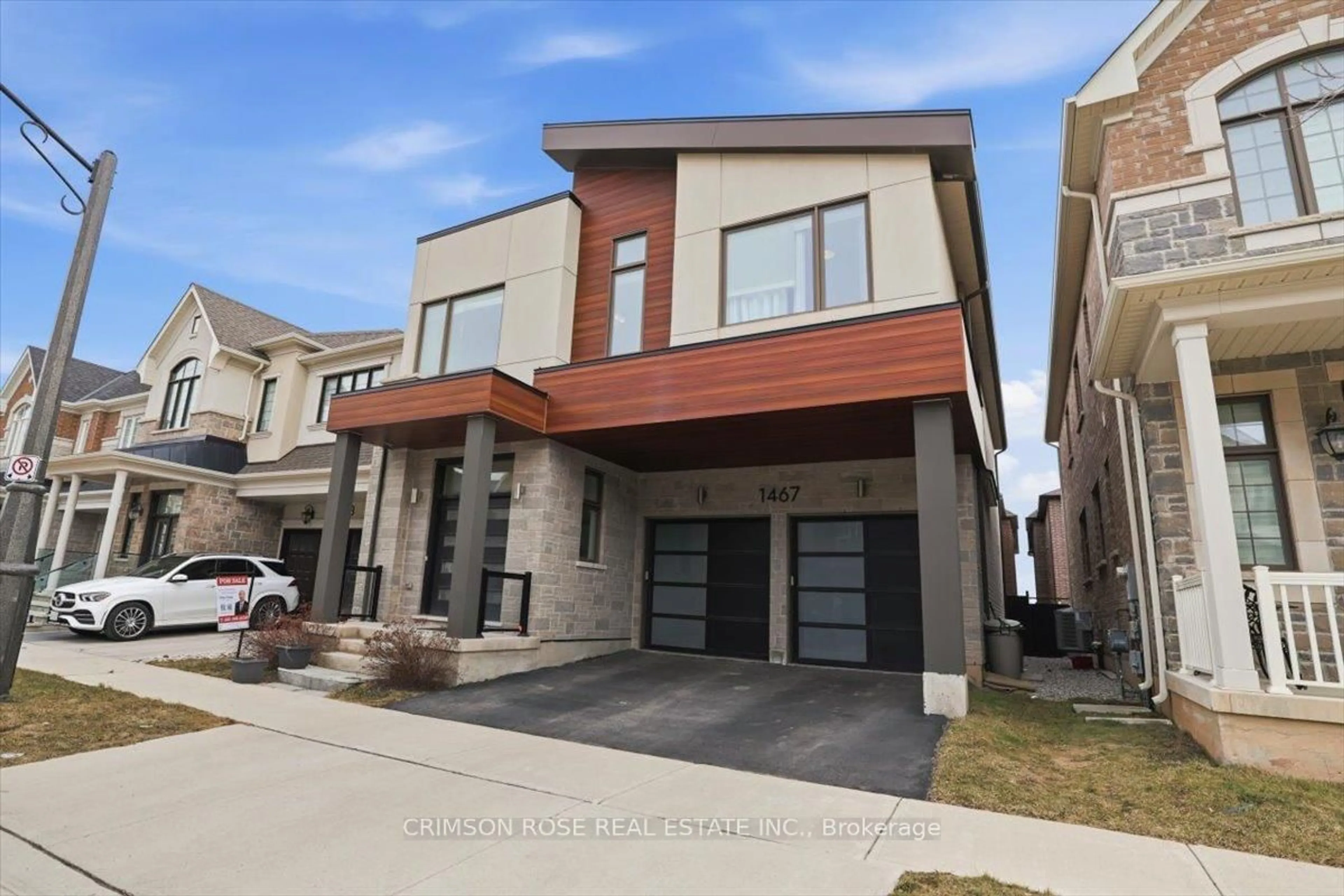 Home with brick exterior material, street for 1467 Everest Cres, Oakville Ontario L6H 3S4