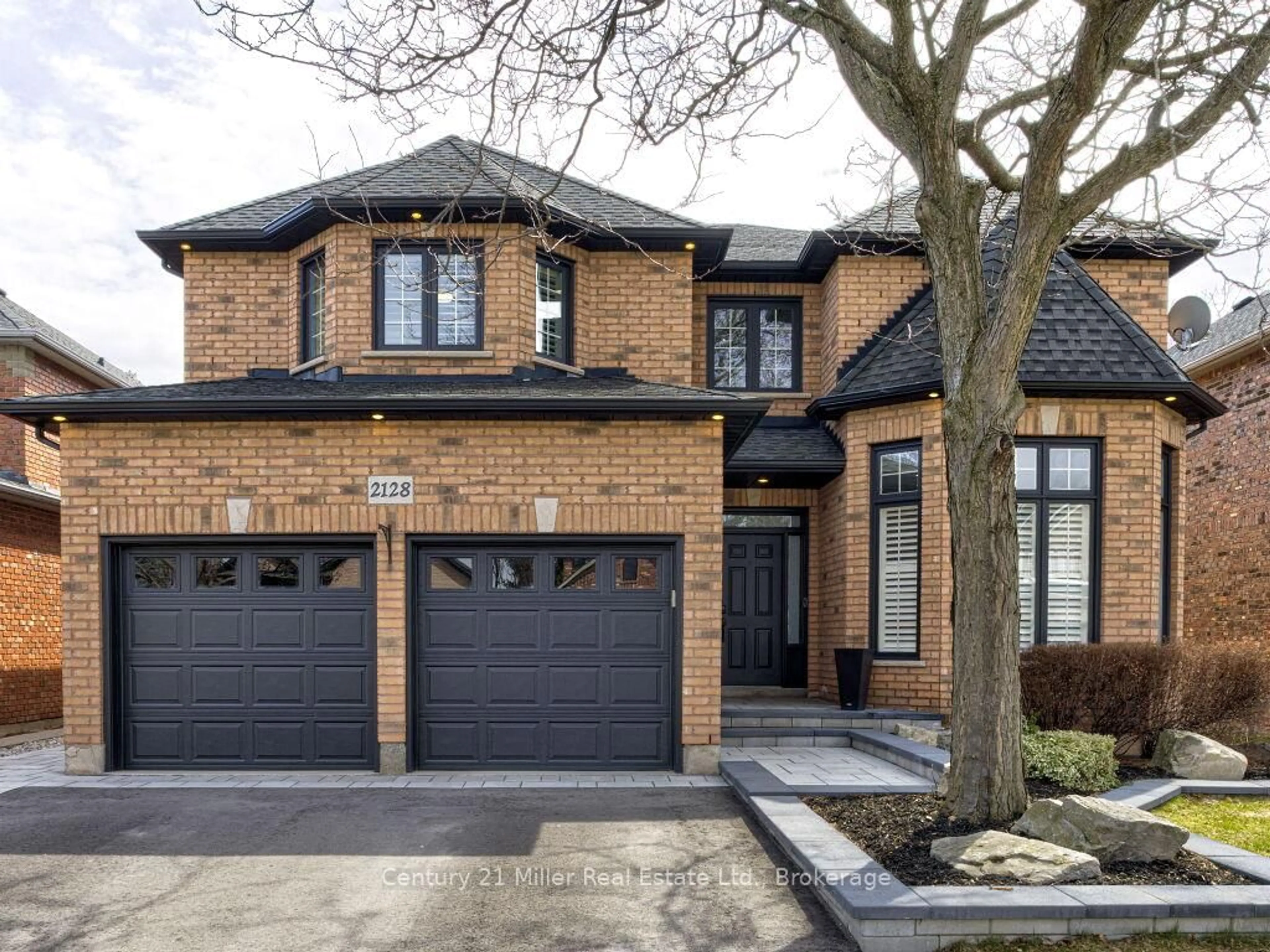 Home with brick exterior material, street for 2128 Arbourview Dr, Oakville Ontario L6M 3N9