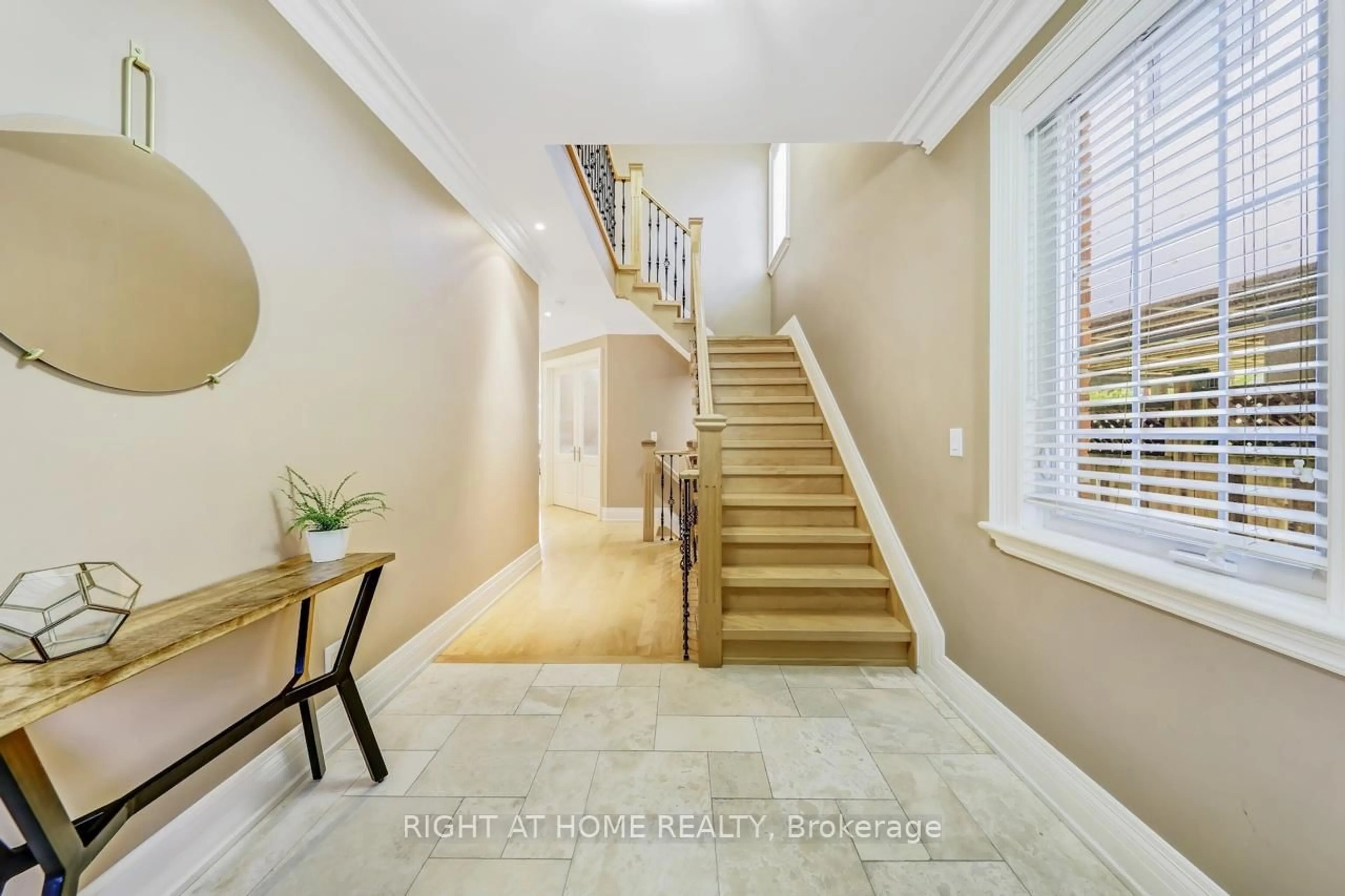 Unknown for 3 Westrose Ave, Toronto Ontario M8X 1Z9