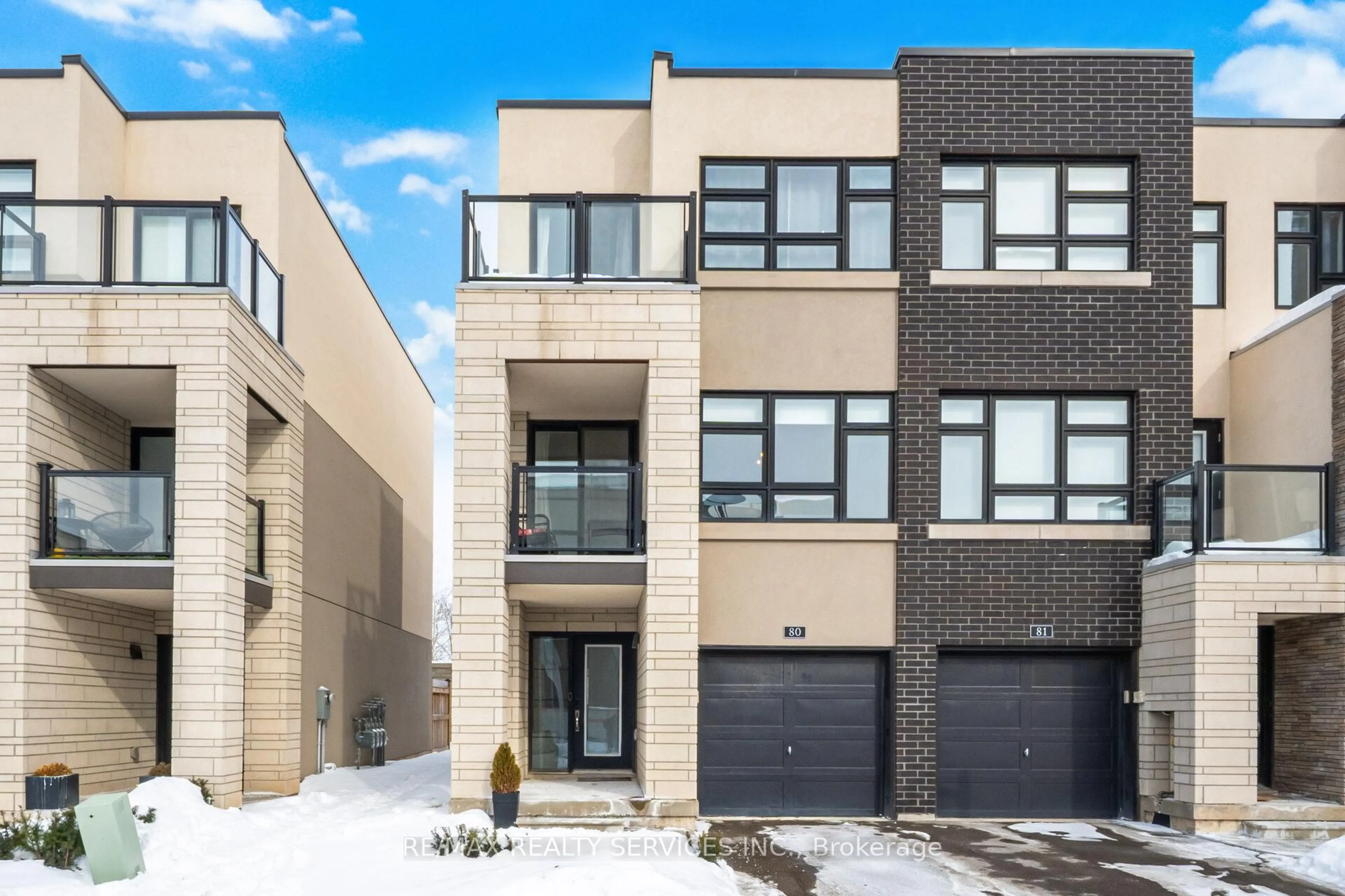 Home with brick exterior material, street for 1121 Cooke Blvd #80, Burlington Ontario L7T 0C4