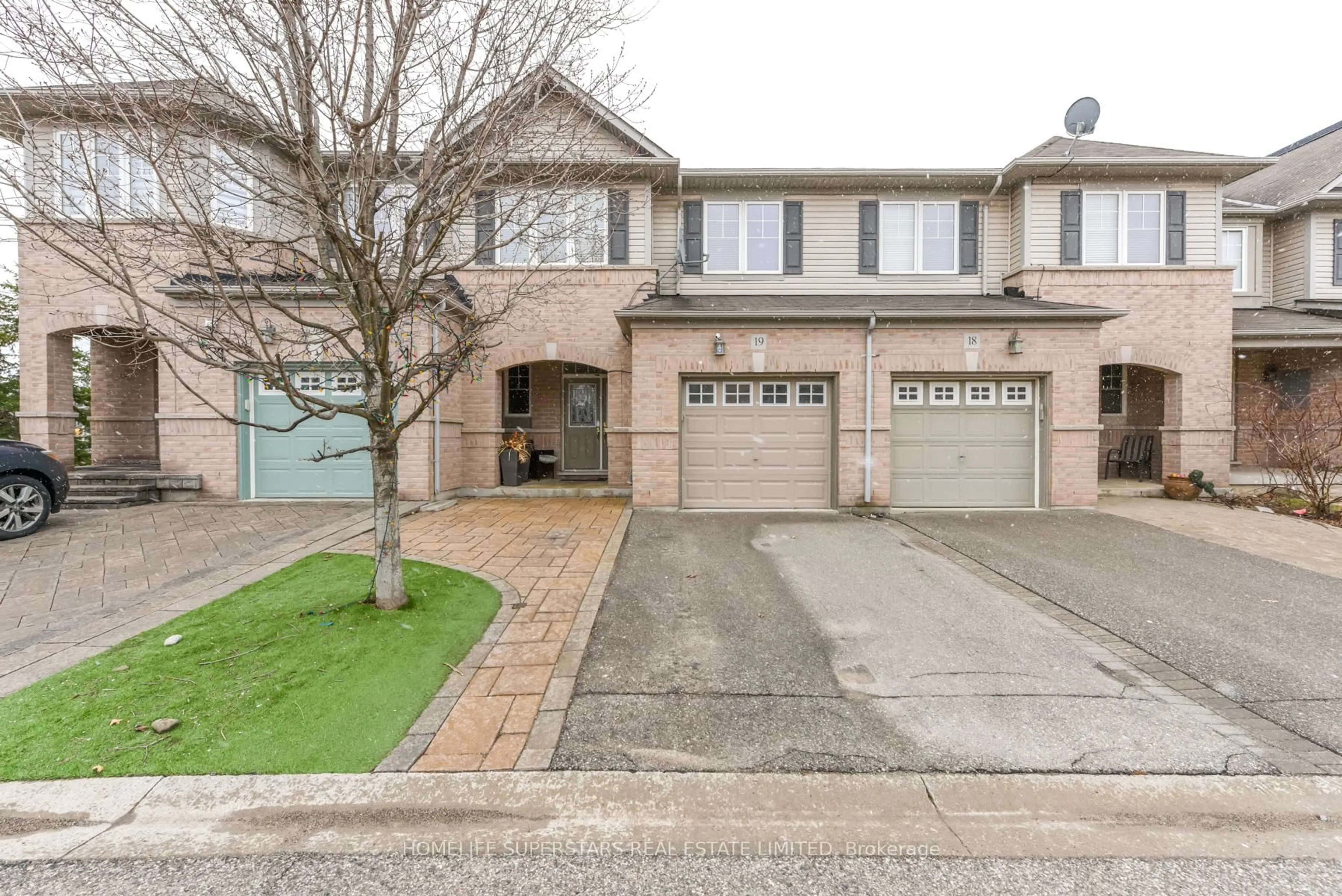 Unknown for 2019 Trawden Way #19, Oakville Ontario L6M 0M3