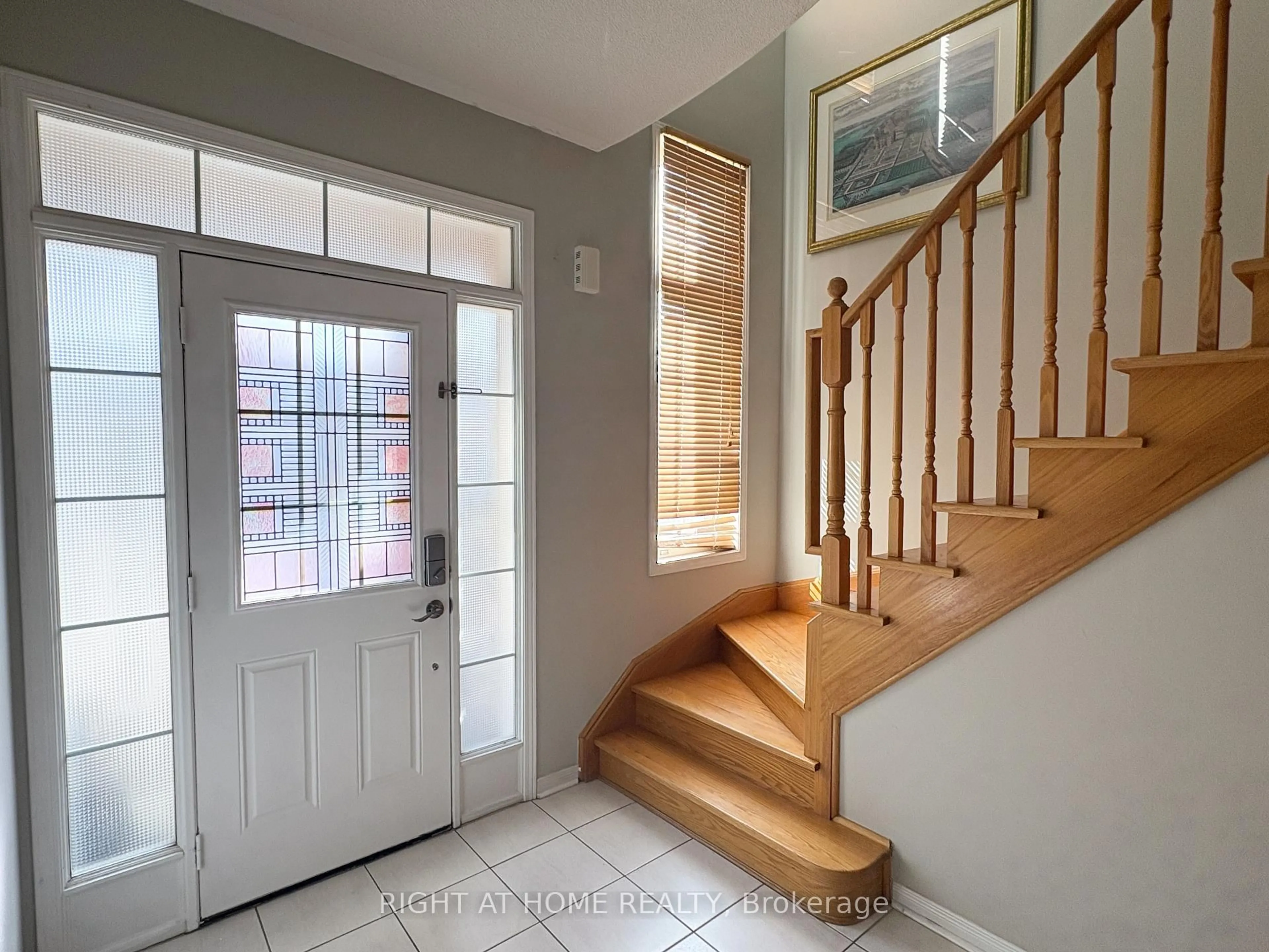 Indoor entryway for 54 Leila Jackson Terr, Toronto Ontario M3L 0B3