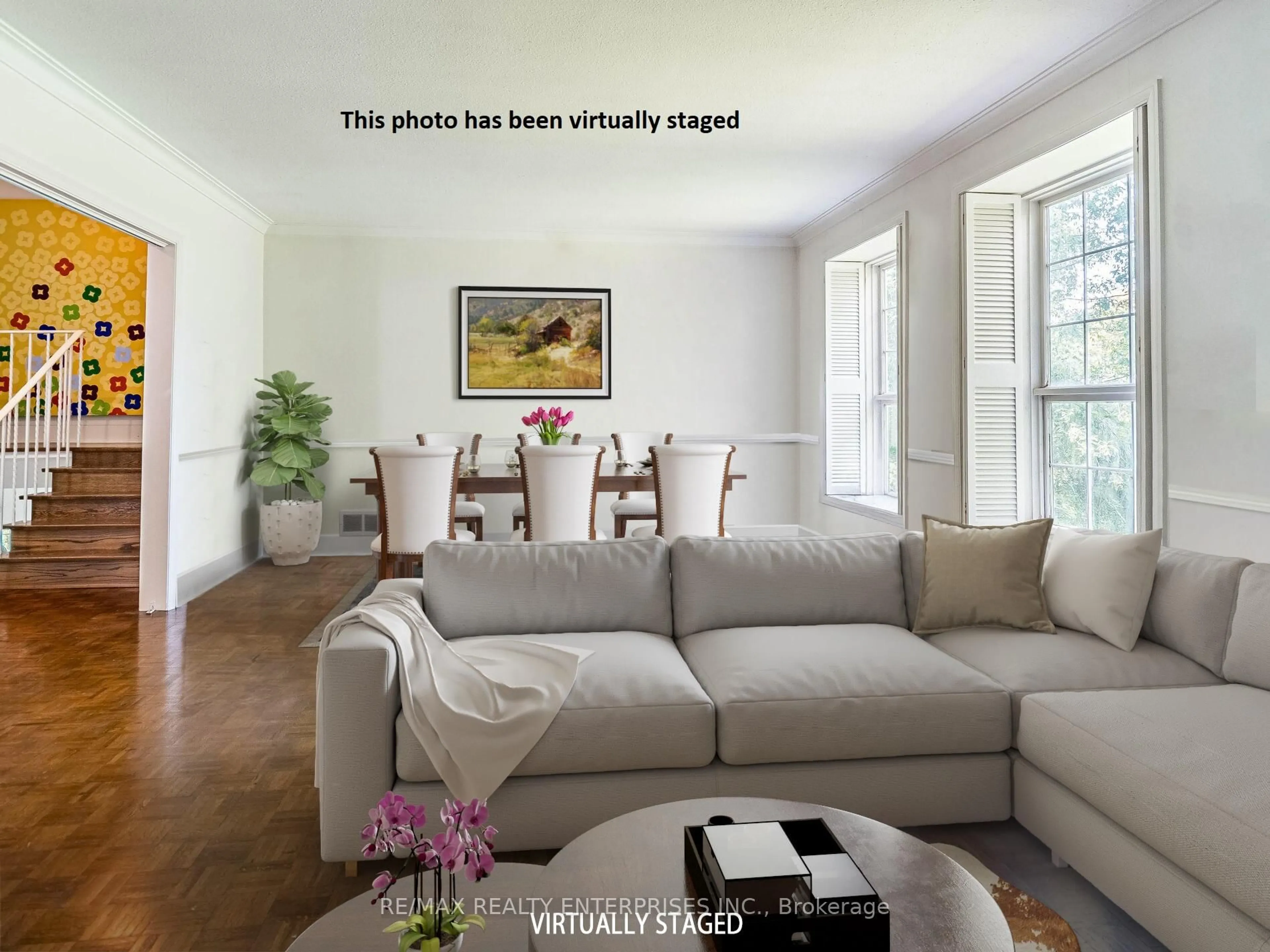 Unknown for 285 Pinetree Way, Mississauga Ontario L5G 2R4