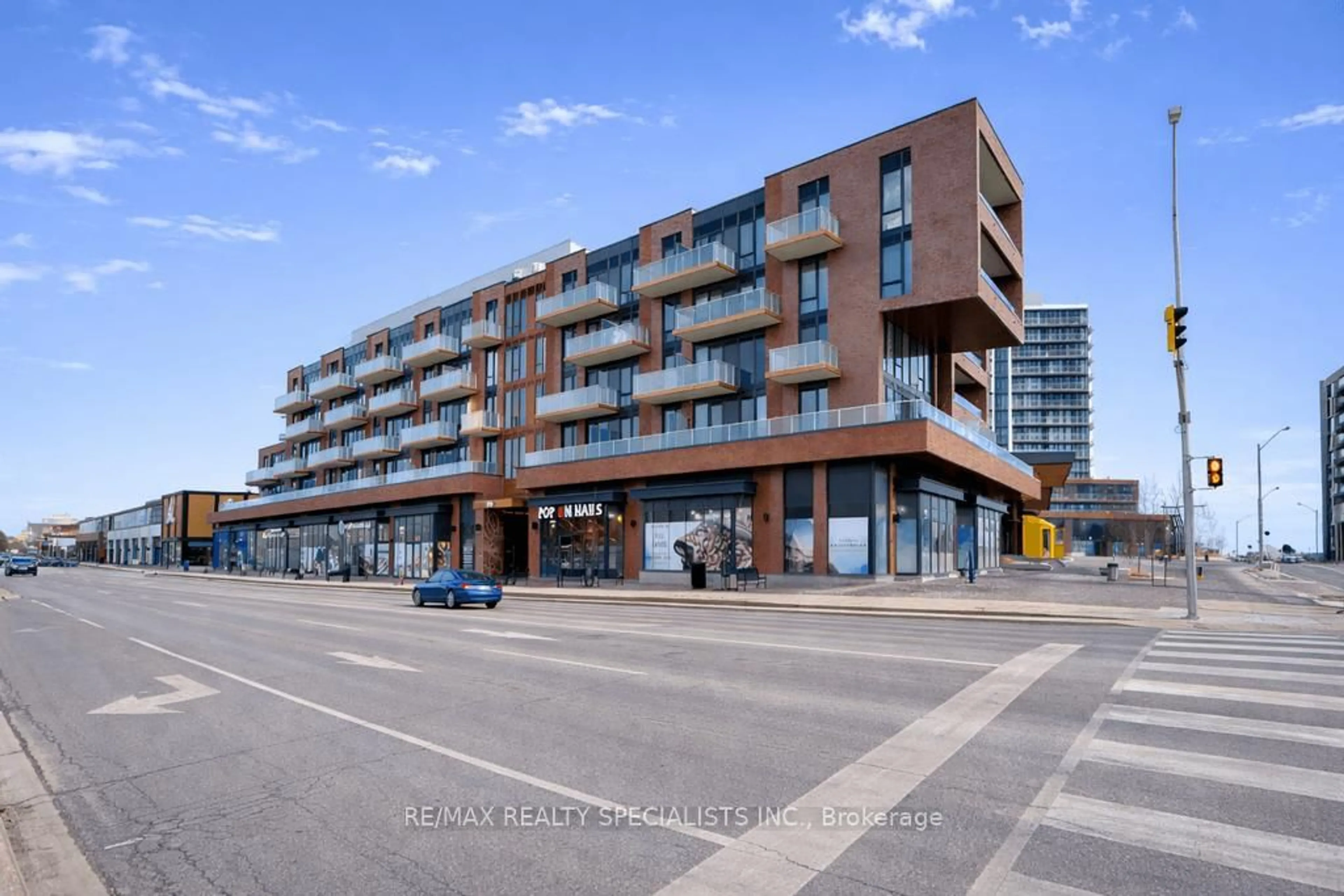 Unknown for 215 Lakeshore Rd #207, Mississauga Ontario L5H 0A7