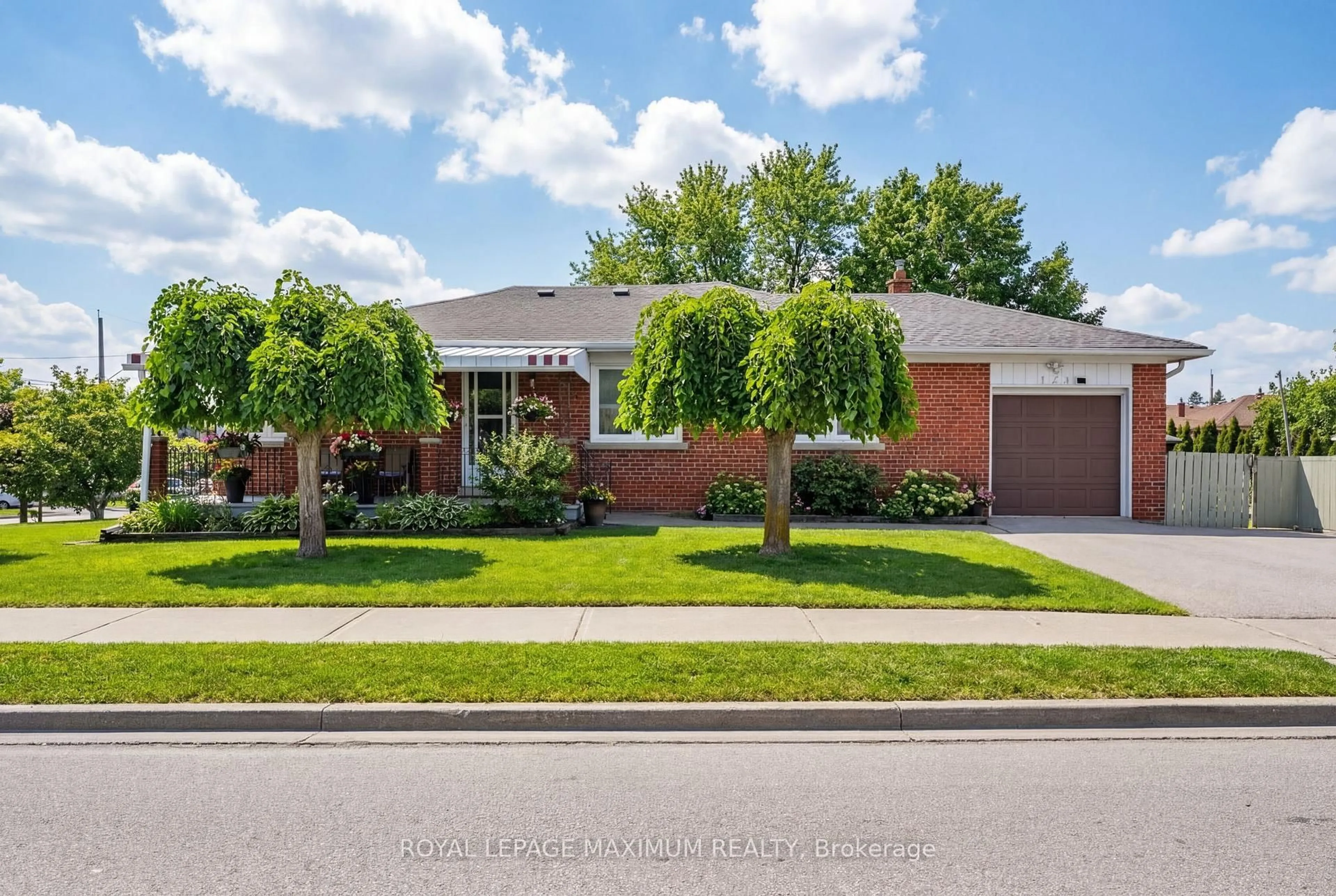 Home with brick exterior material, street for 124 Tavistock Rd, Toronto Ontario M3M 2P4