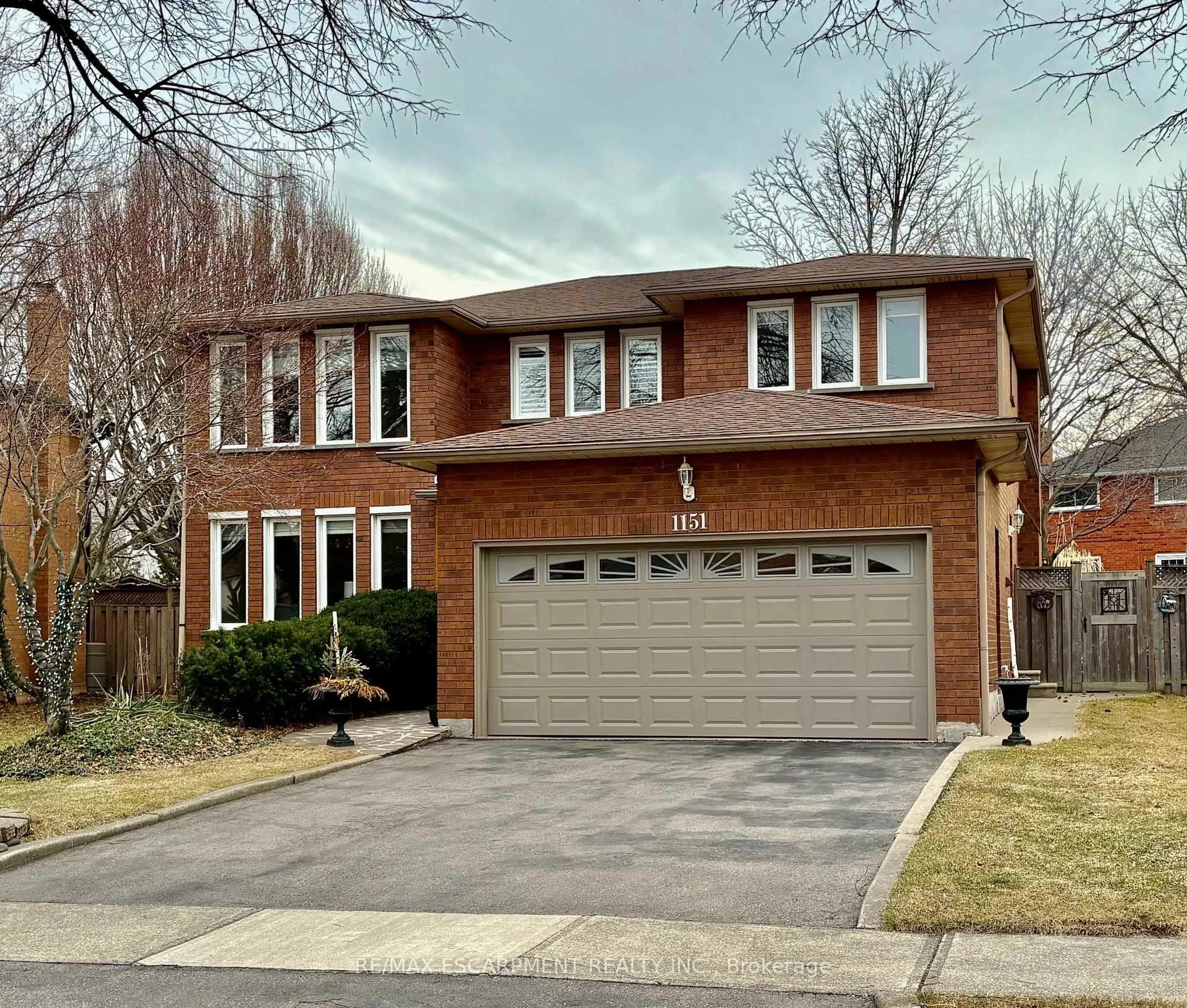 Home with brick exterior material, street for 1151 Manor Rd, Oakville Ontario L6M 1G3