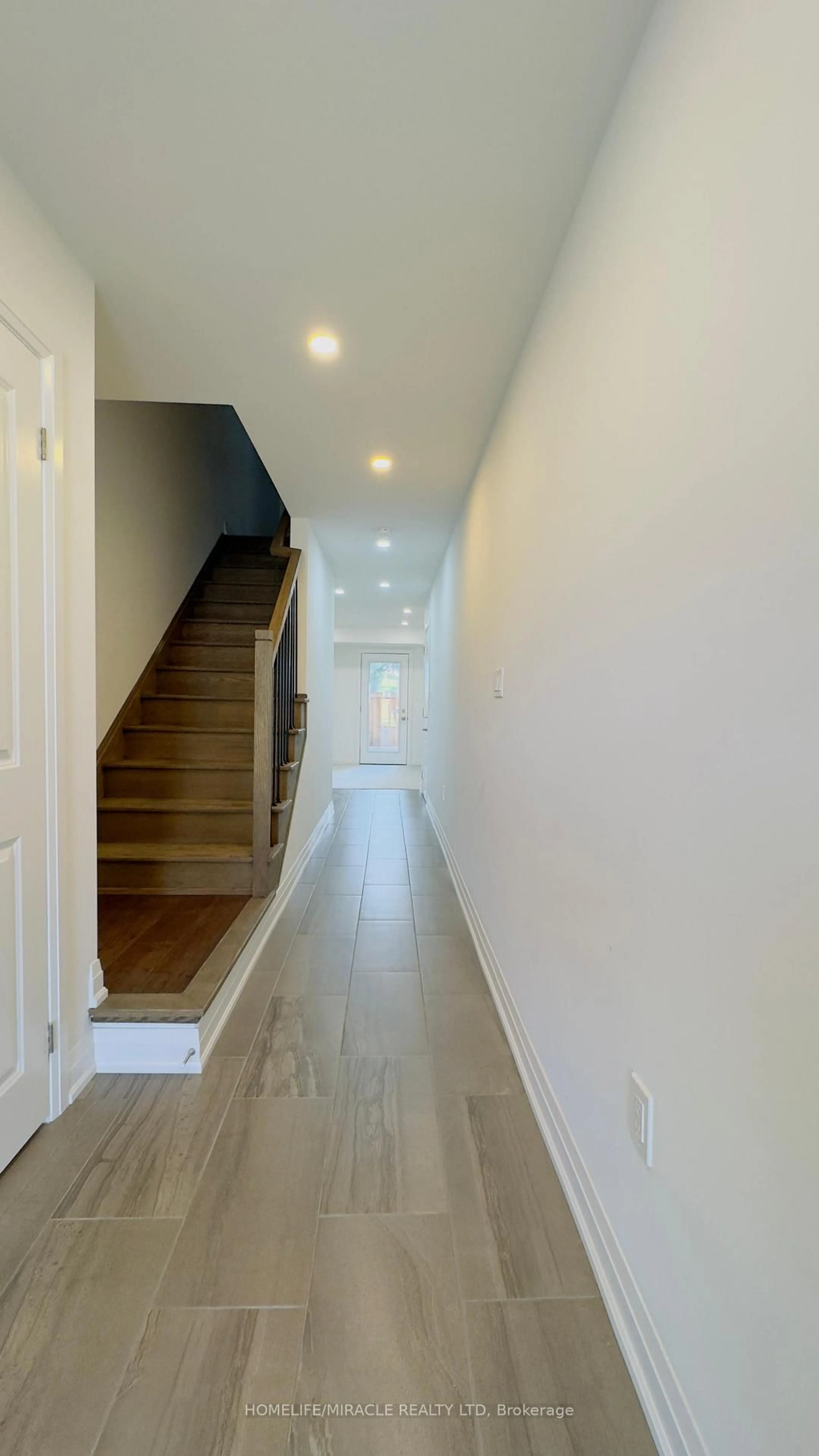 Unknown for 9 Briar Crt, Halton Hills Ontario L7G 0P5