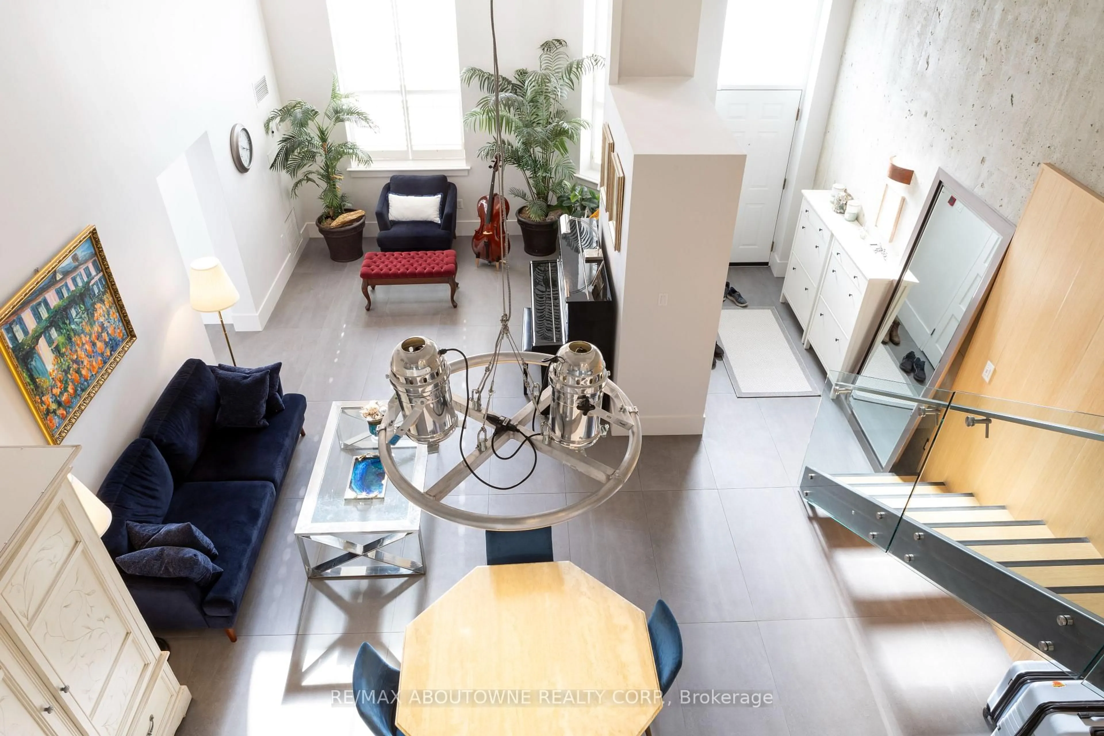 Unknown for 221 Robinson St #2, Oakville Ontario L6J 7N9