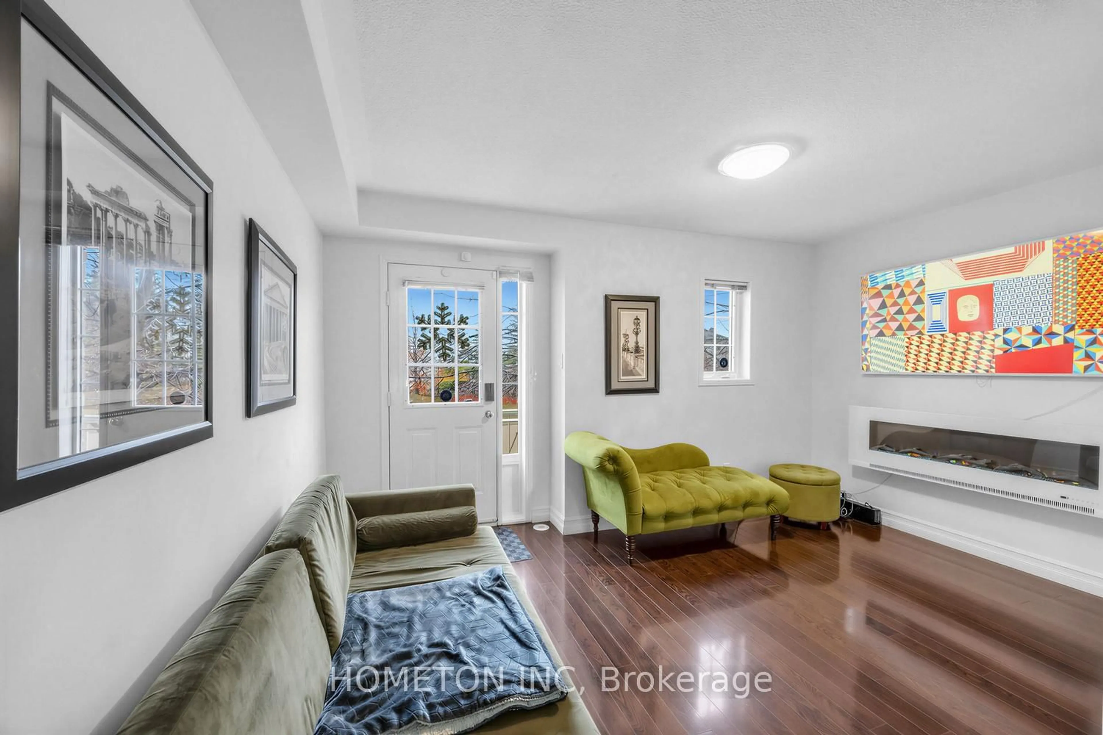 Living room with furniture, unknown for 601 Shoreline Dr #181, Mississauga Ontario L5B 4K2