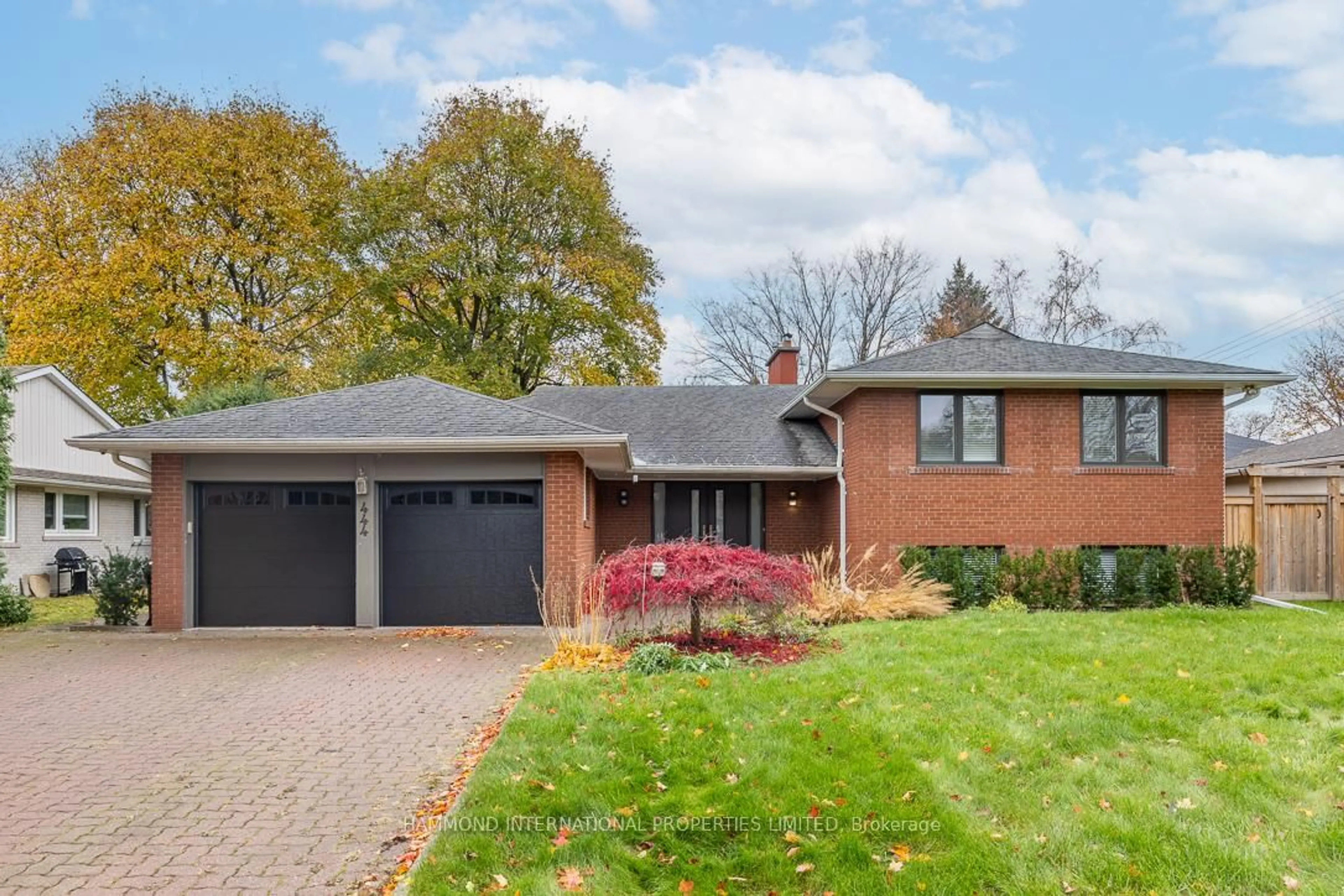 Home with brick exterior material, street for 444 The Kingsway, Toronto Ontario M9A 3W2