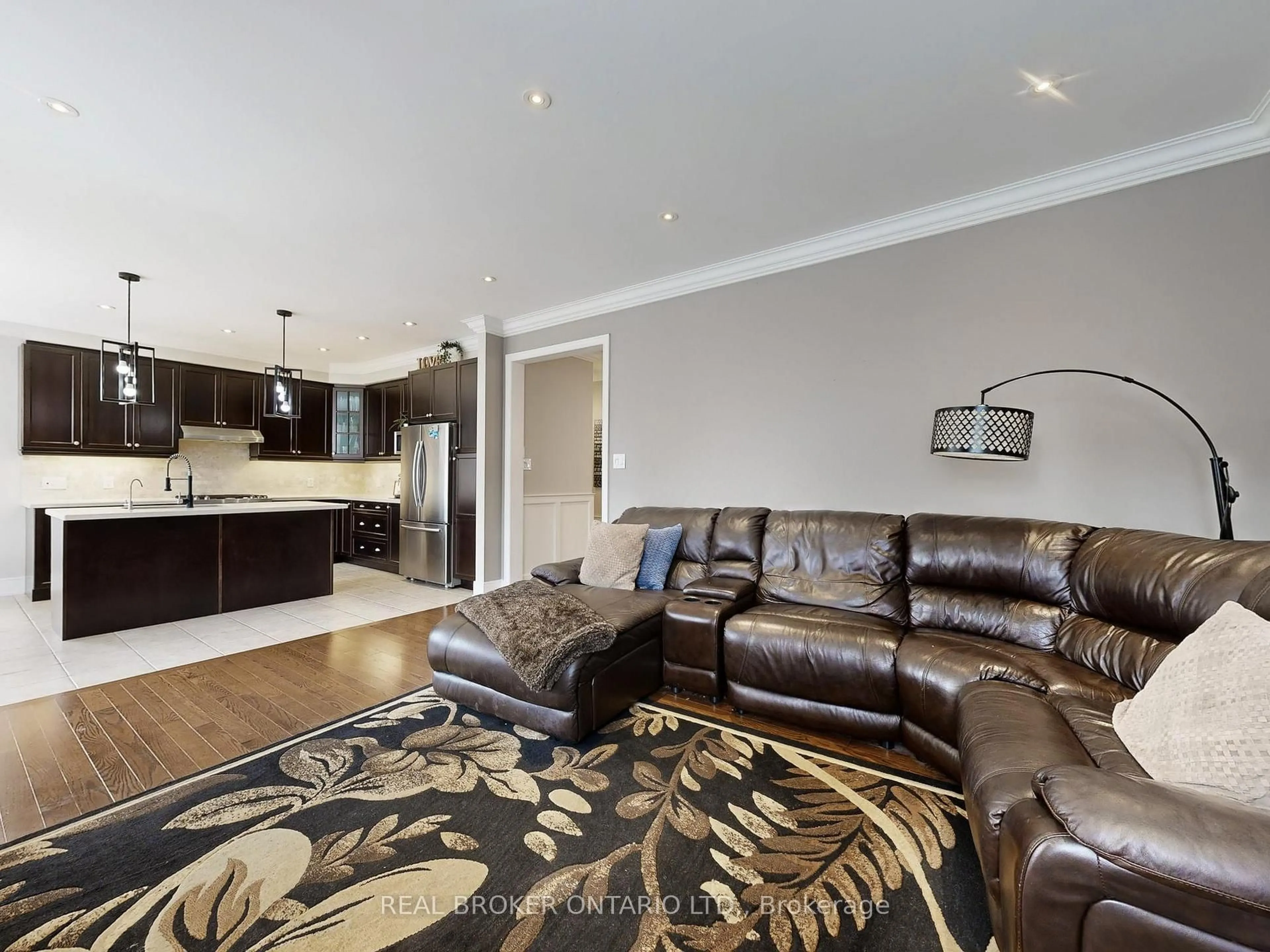 Living room with furniture, unknown for 65 Paisley Green Ave, Caledon Ontario L7C 3S1