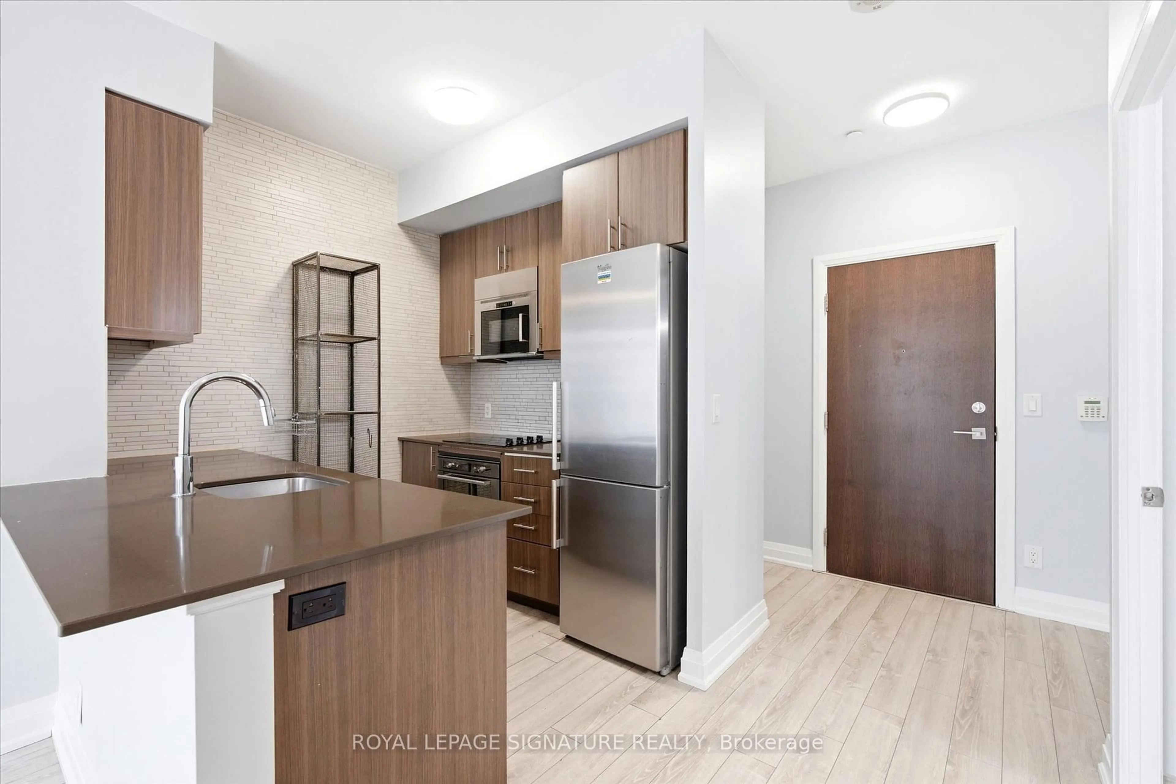 Standard kitchen, unknown for 6 Eva Rd #GL5, Toronto Ontario M9C 0B1
