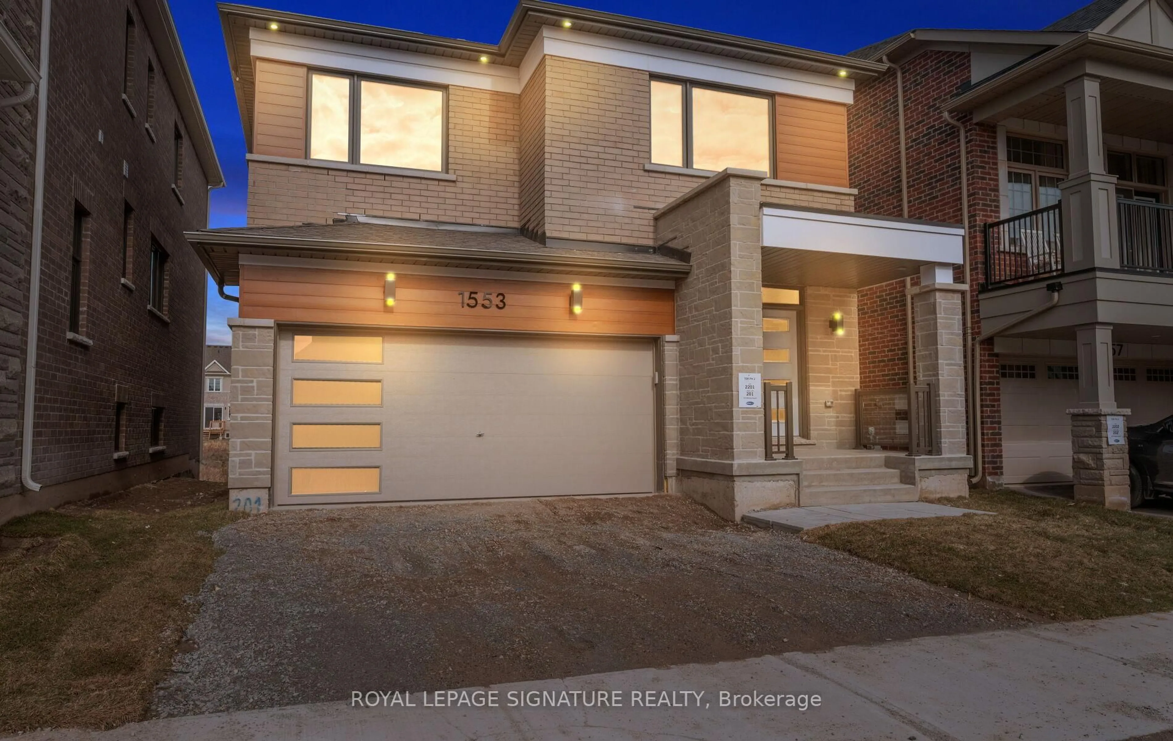 Home with brick exterior material, street for 1553 Rothbury Cres, Milton Ontario L9T 7E9