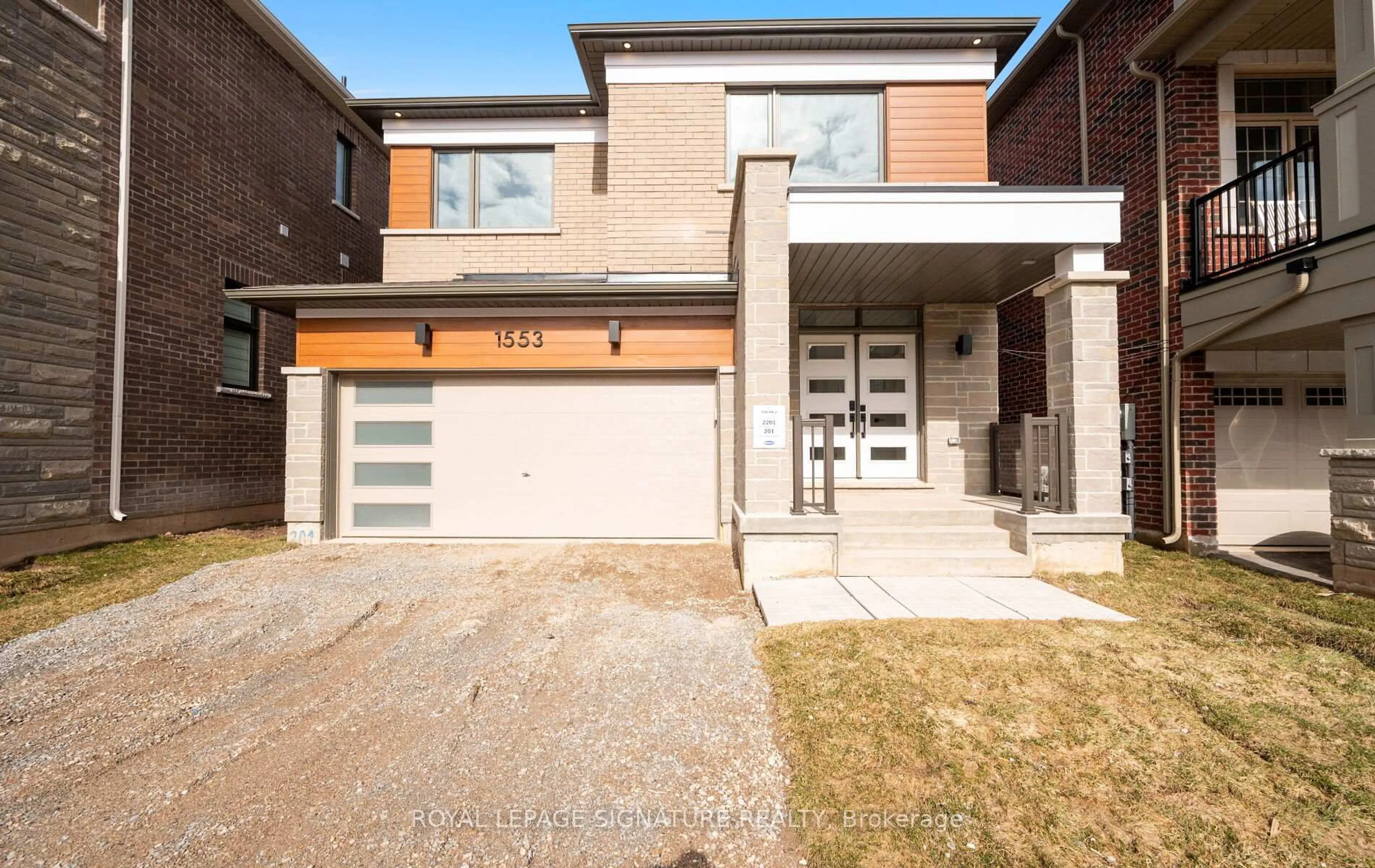 Home with brick exterior material, street for 1553 Rothbury Cres, Milton Ontario L9T 7E9