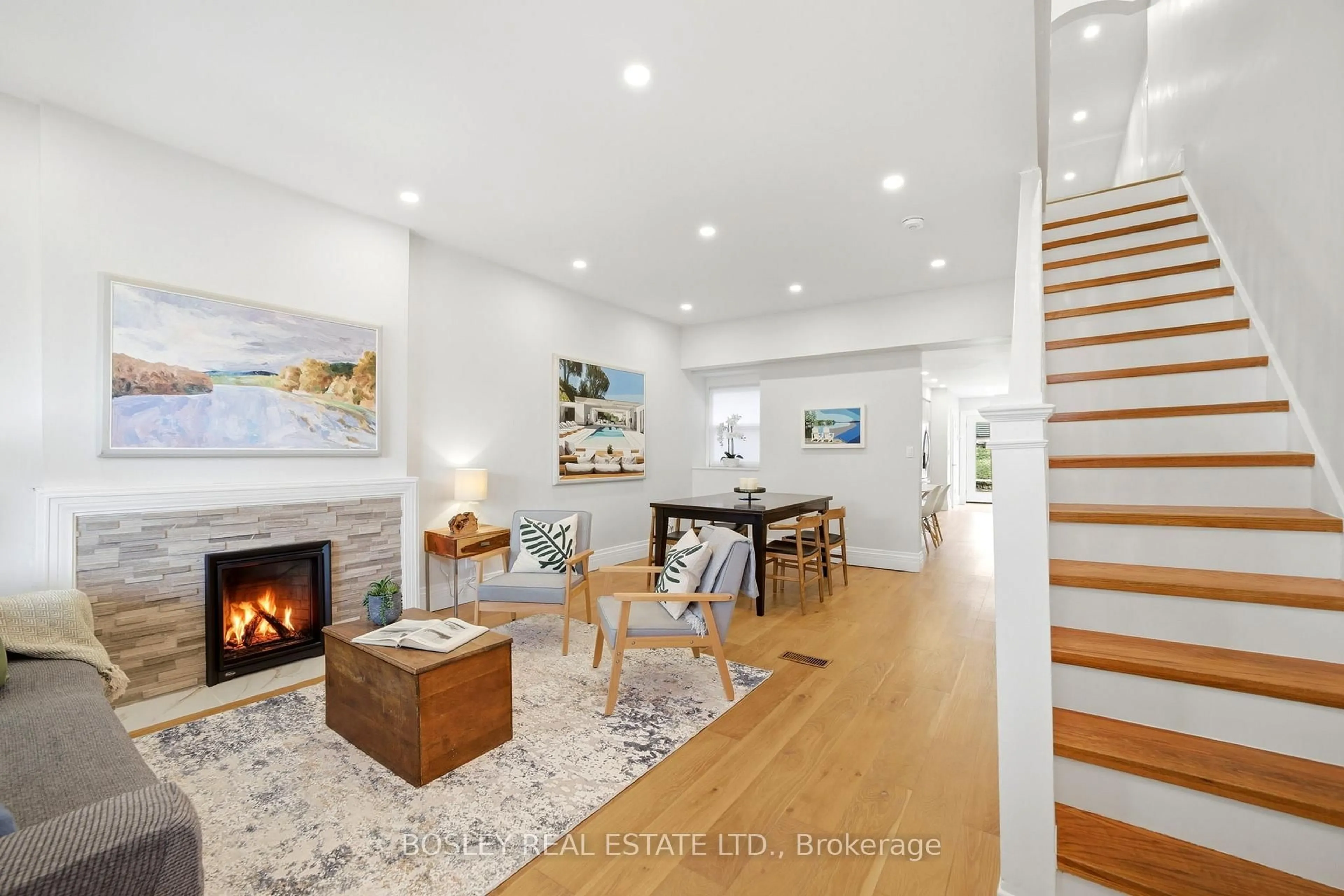 Unknown for 43 Gilbert Ave, Toronto Ontario M6E 4W2