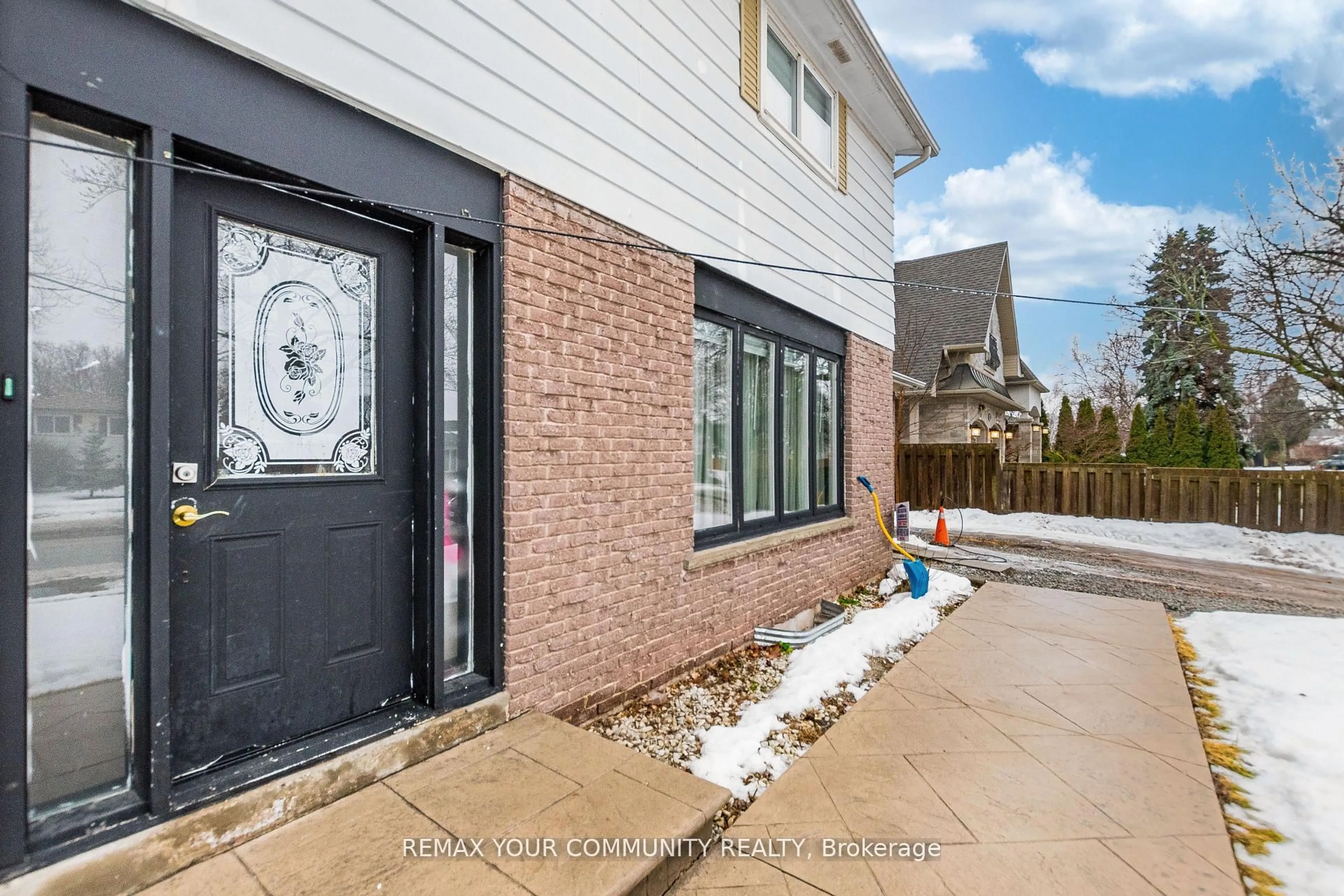 Home with brick exterior material, street for 2202 Bridge Rd, Oakville Ontario L6L 2G3