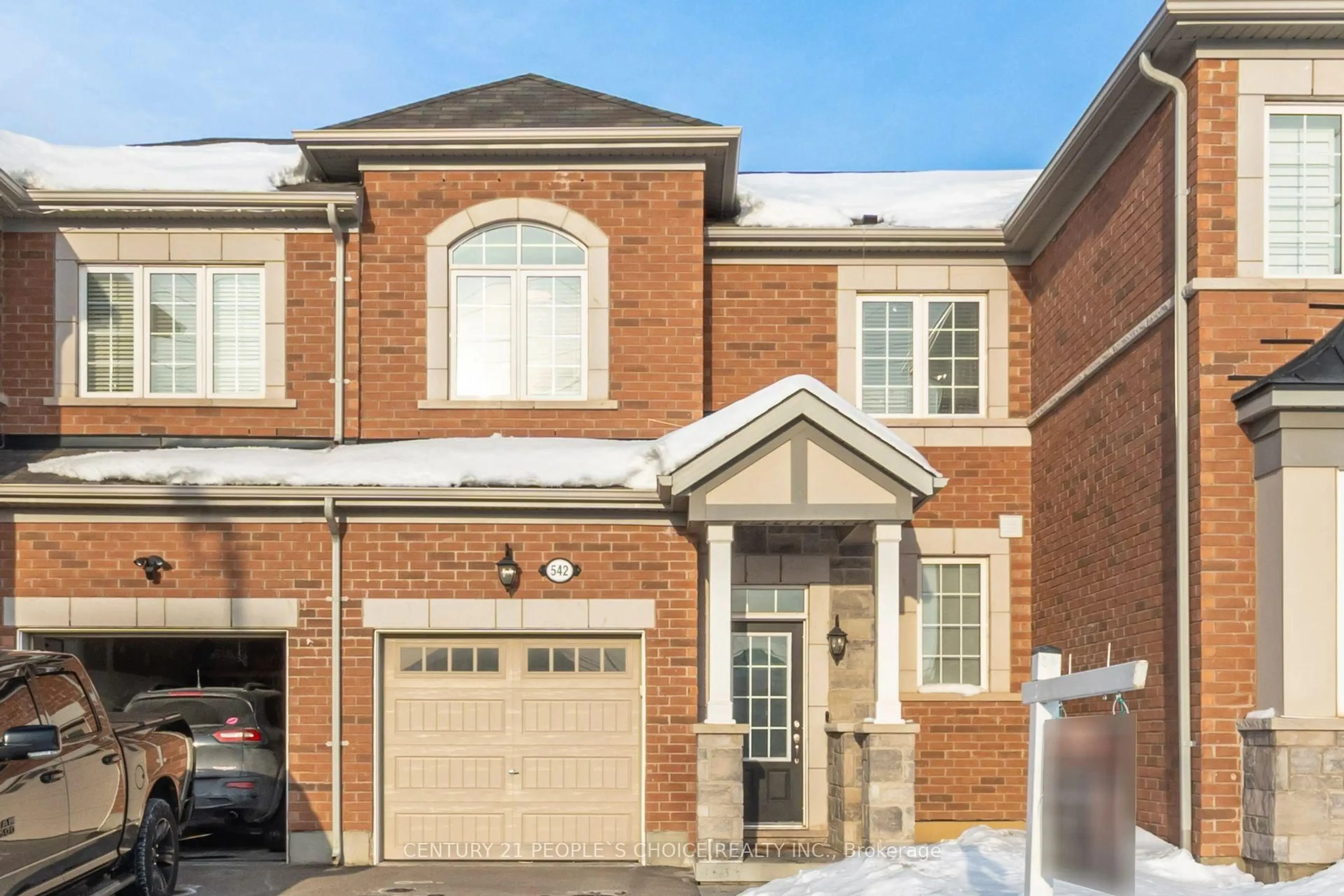 Home with brick exterior material, street for 542 FIR Crt, Milton Ontario L9T 7E7