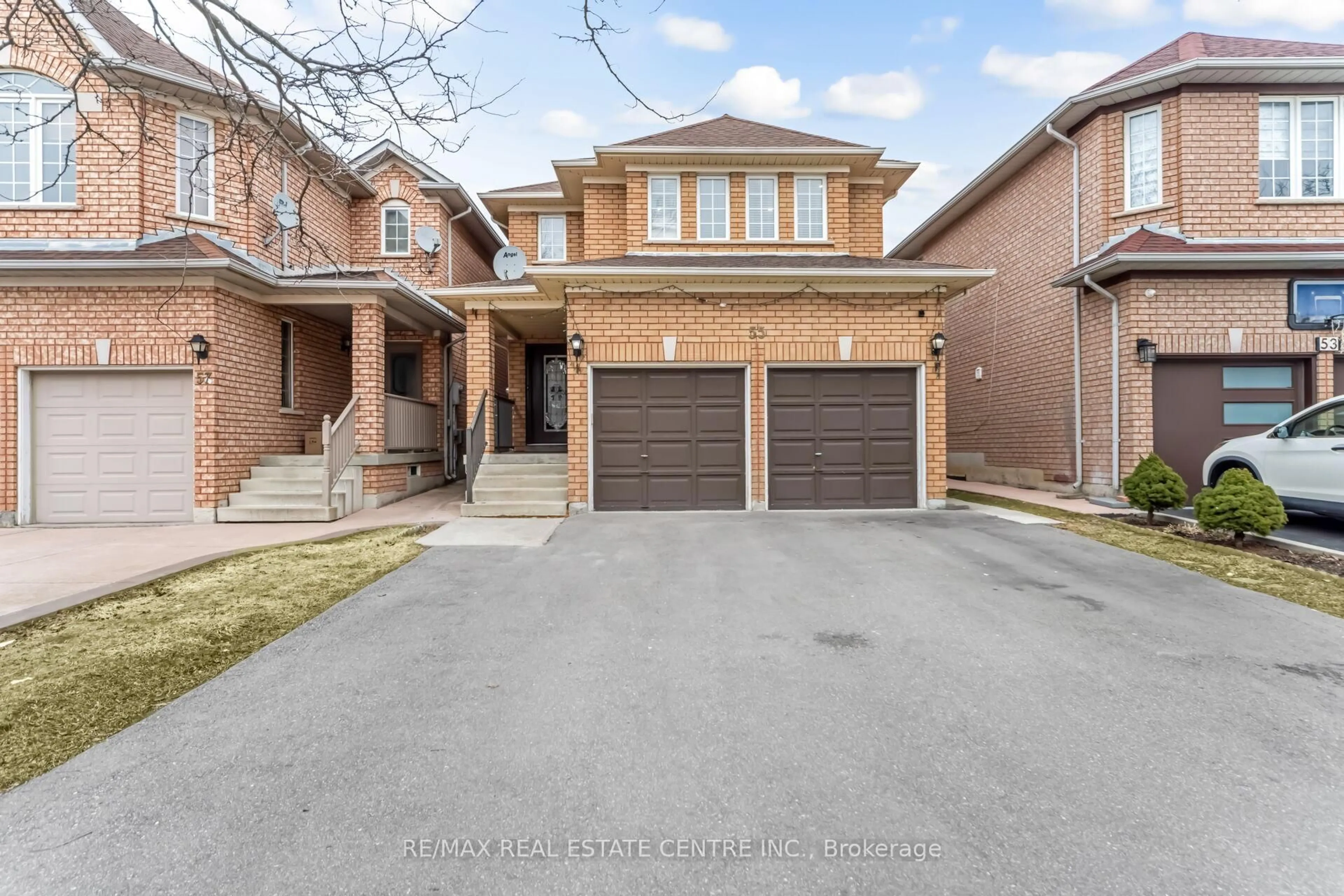 Home with brick exterior material, street for 55 Golden Eagle Rd, Brampton Ontario L6R 1Z4