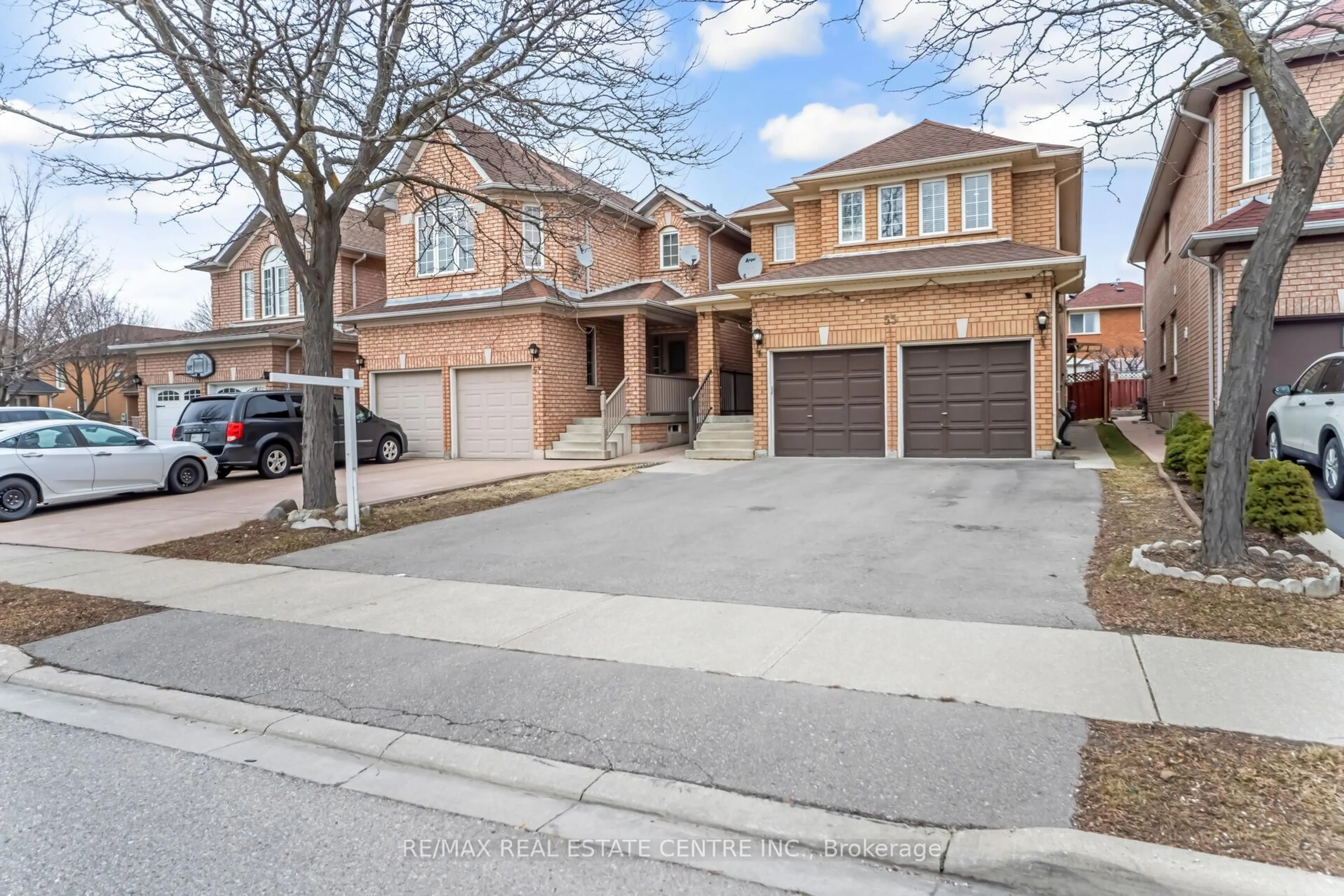 Home with brick exterior material, street for 55 Golden Eagle Rd, Brampton Ontario L6R 1Z4
