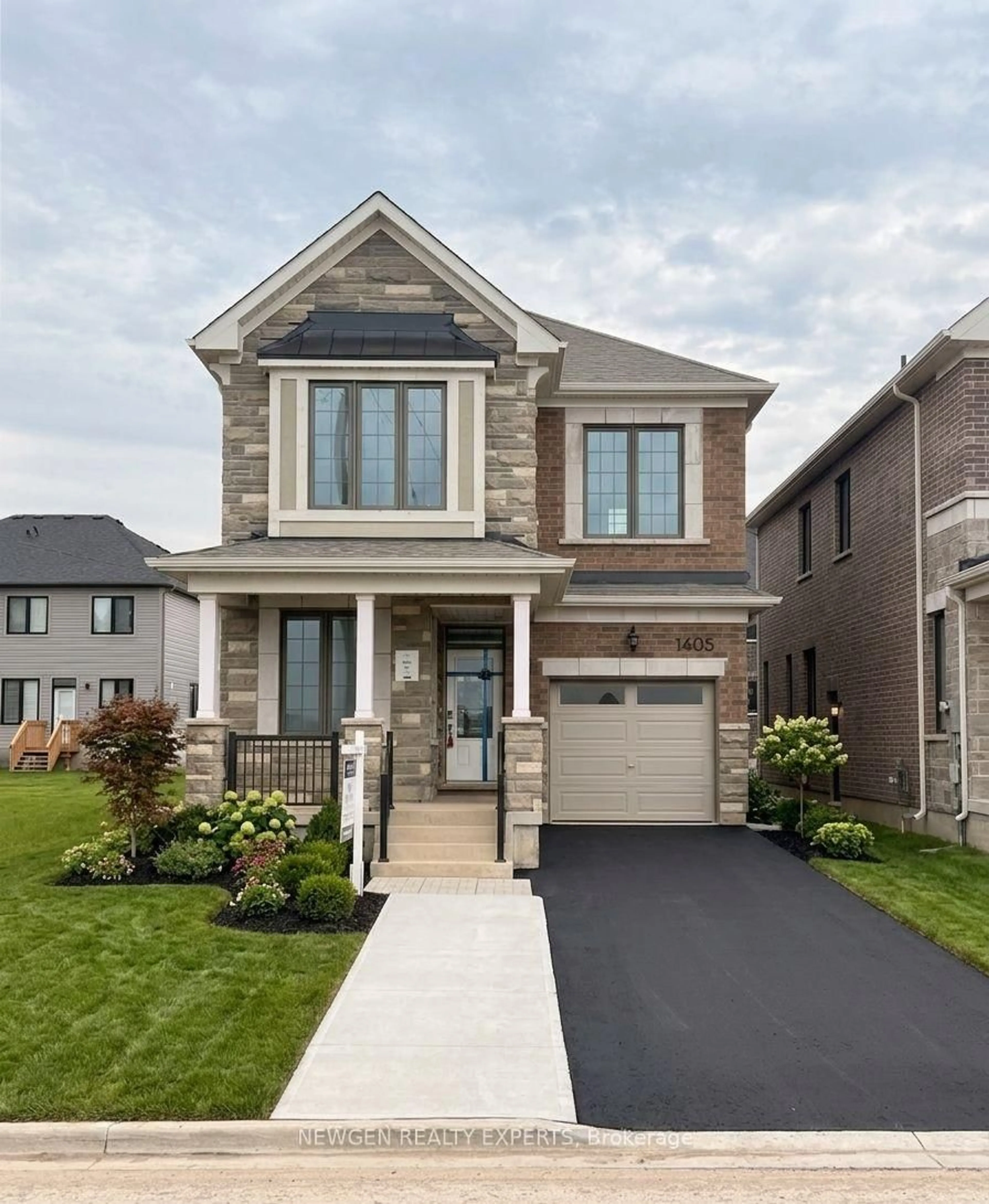 Home with brick exterior material, street for 1405 Fourth Line, Milton Ontario L9E 0G6