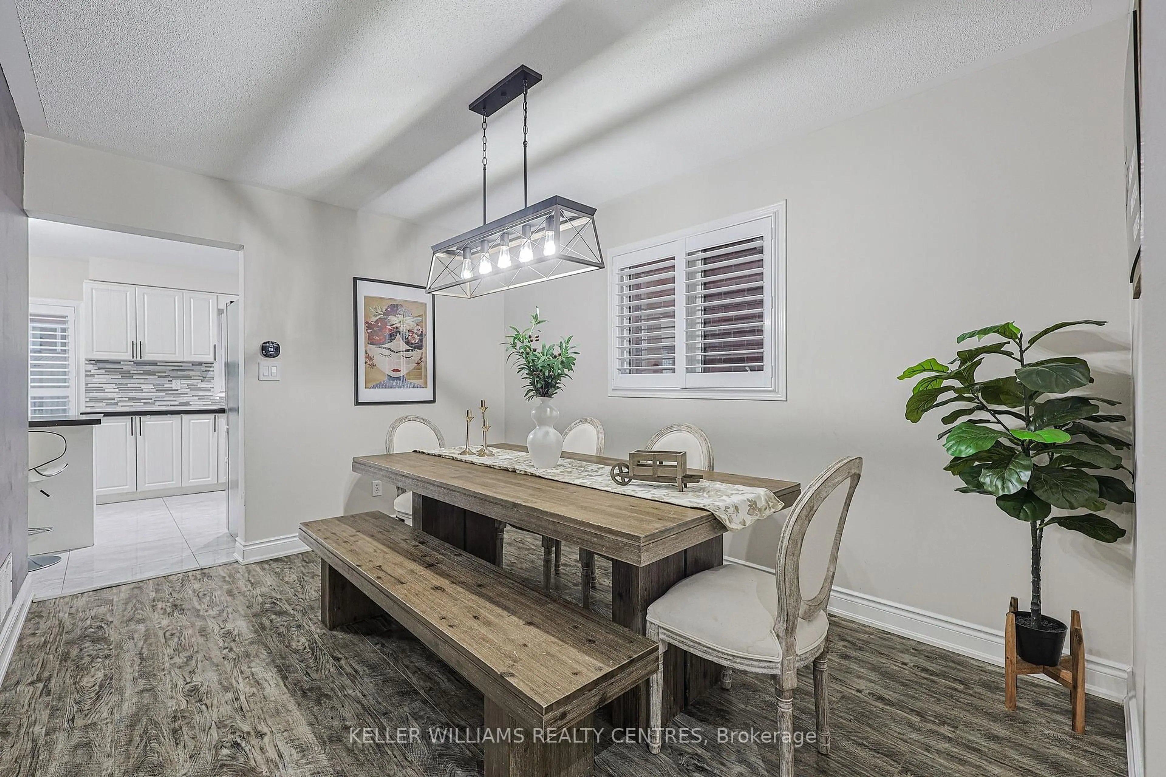 Dining room, unknown for 325 Marshall Cres, Orangeville Ontario L9W 4Y3