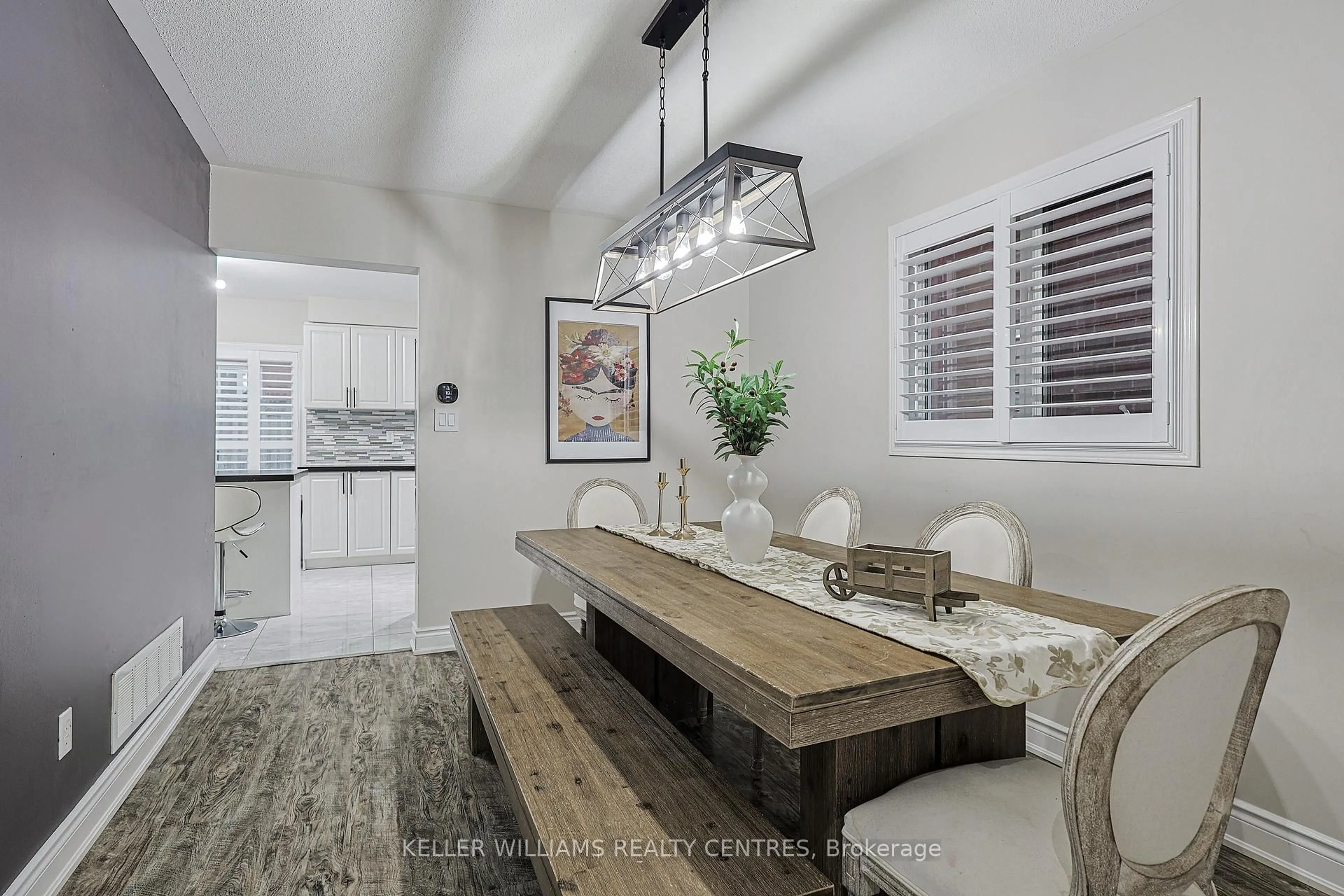 Unknown for 325 Marshall Cres, Orangeville Ontario L9W 4Y3