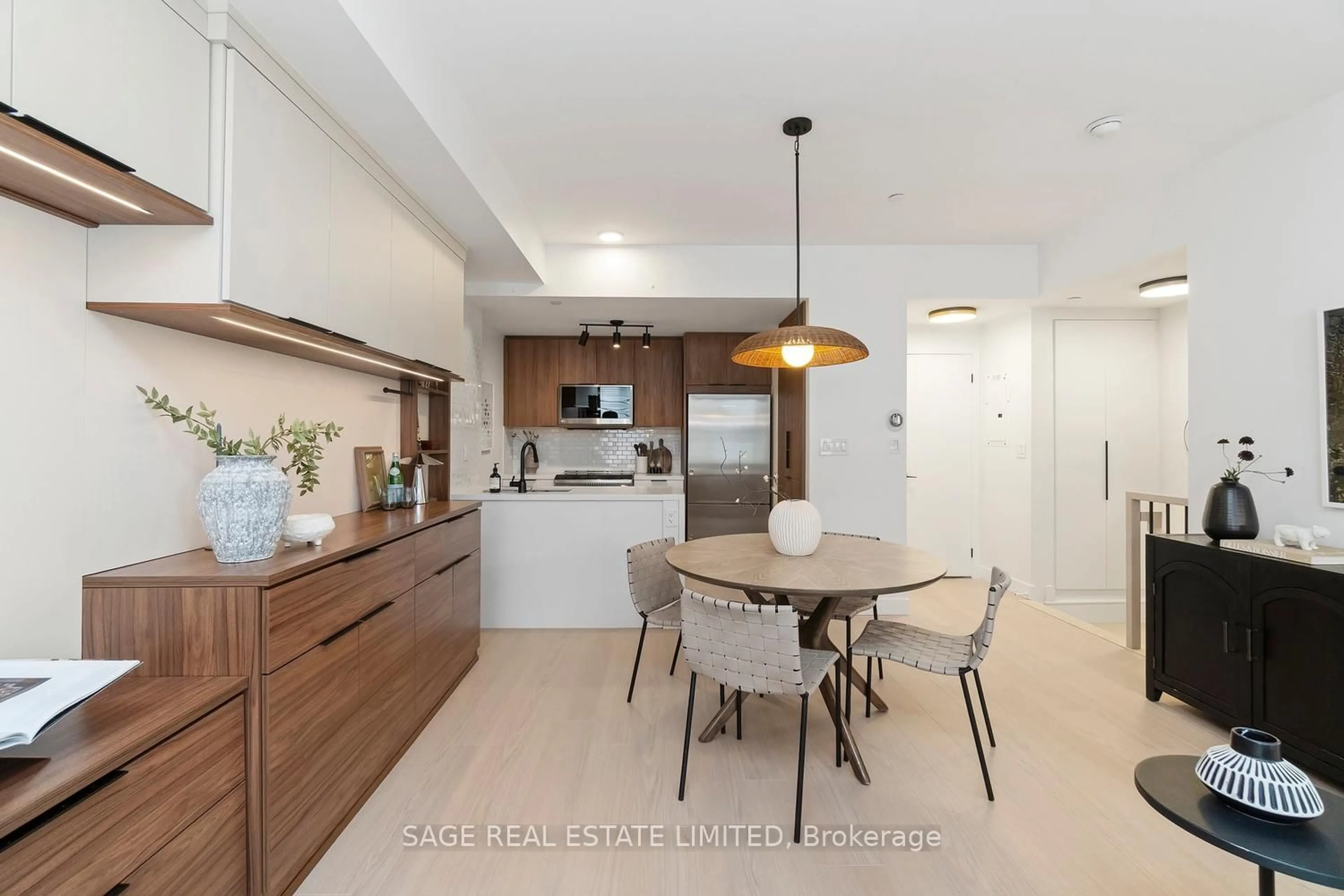 Open concept kitchen, unknown for 10 Carnation Ave #18, Toronto Ontario M8V 0B8