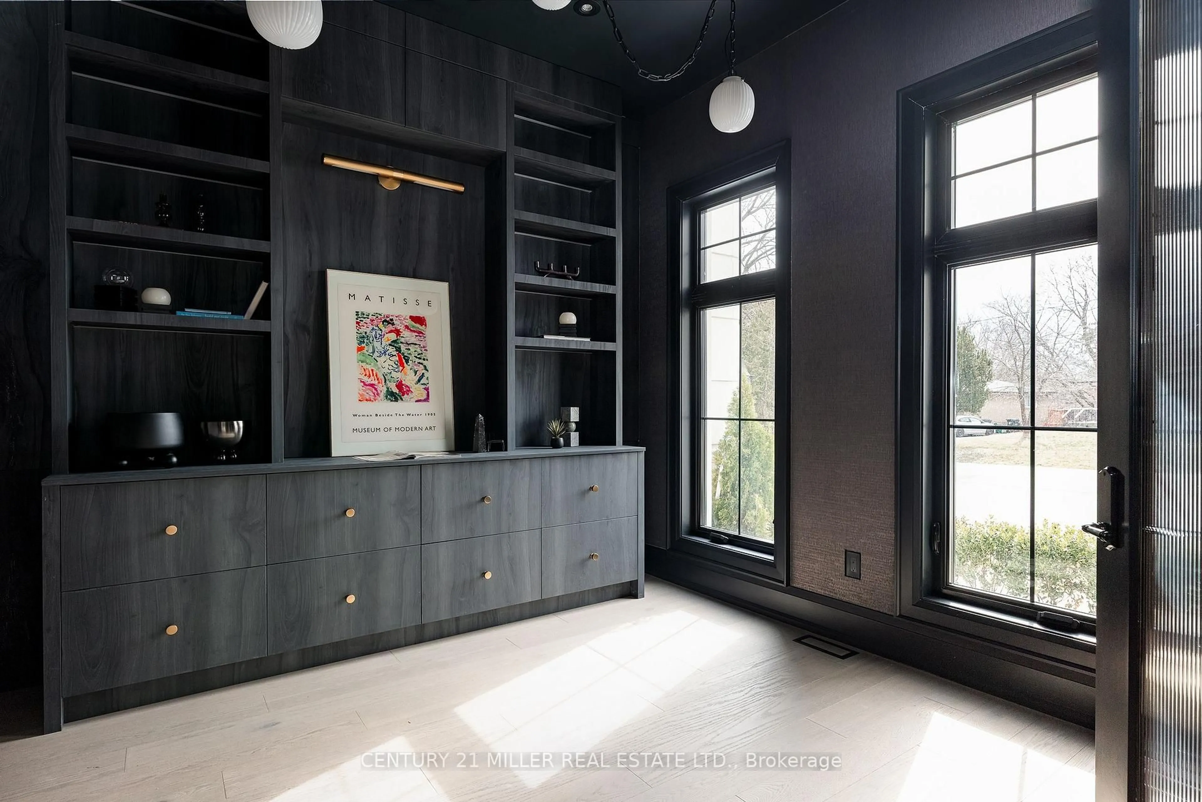 Unknown for 517 Stafford Dr, Oakville Ontario L6L 4M4