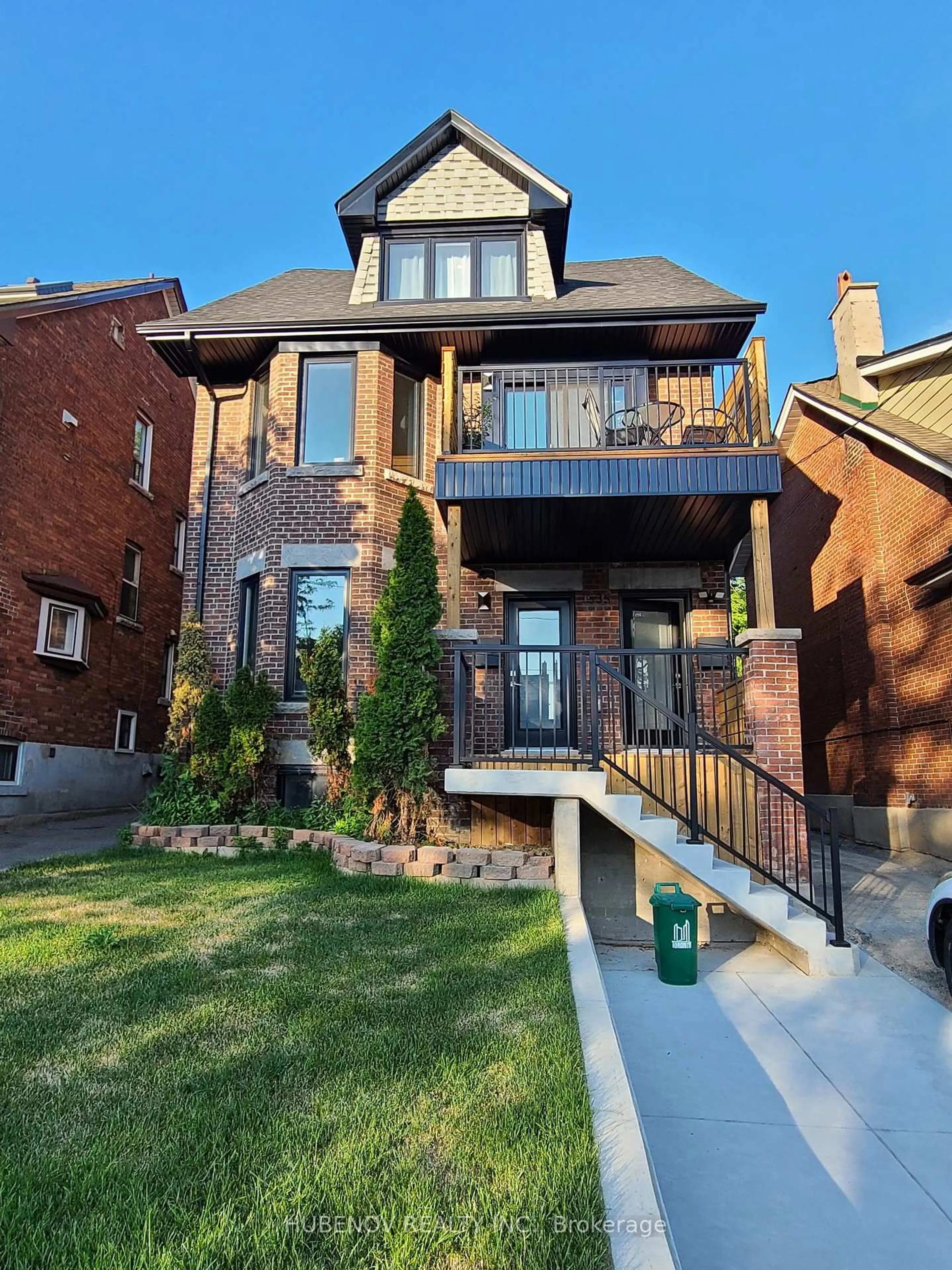 Home with brick exterior material, street for 1535 Dufferin St, Toronto Ontario M6H 3L5