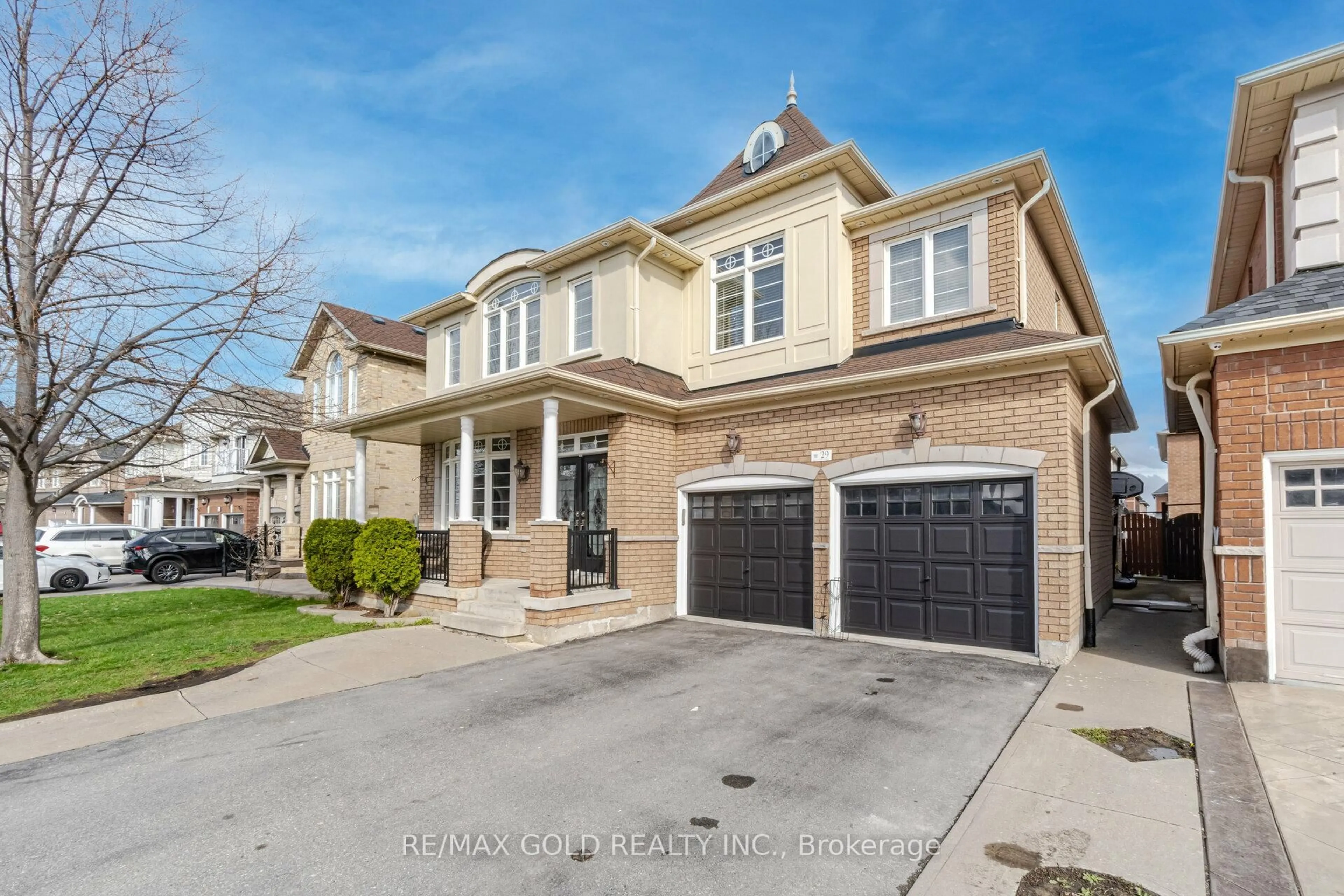 Home with brick exterior material, street for 29 Ocean Ridge Dr, Brampton Ontario L6R 3K5