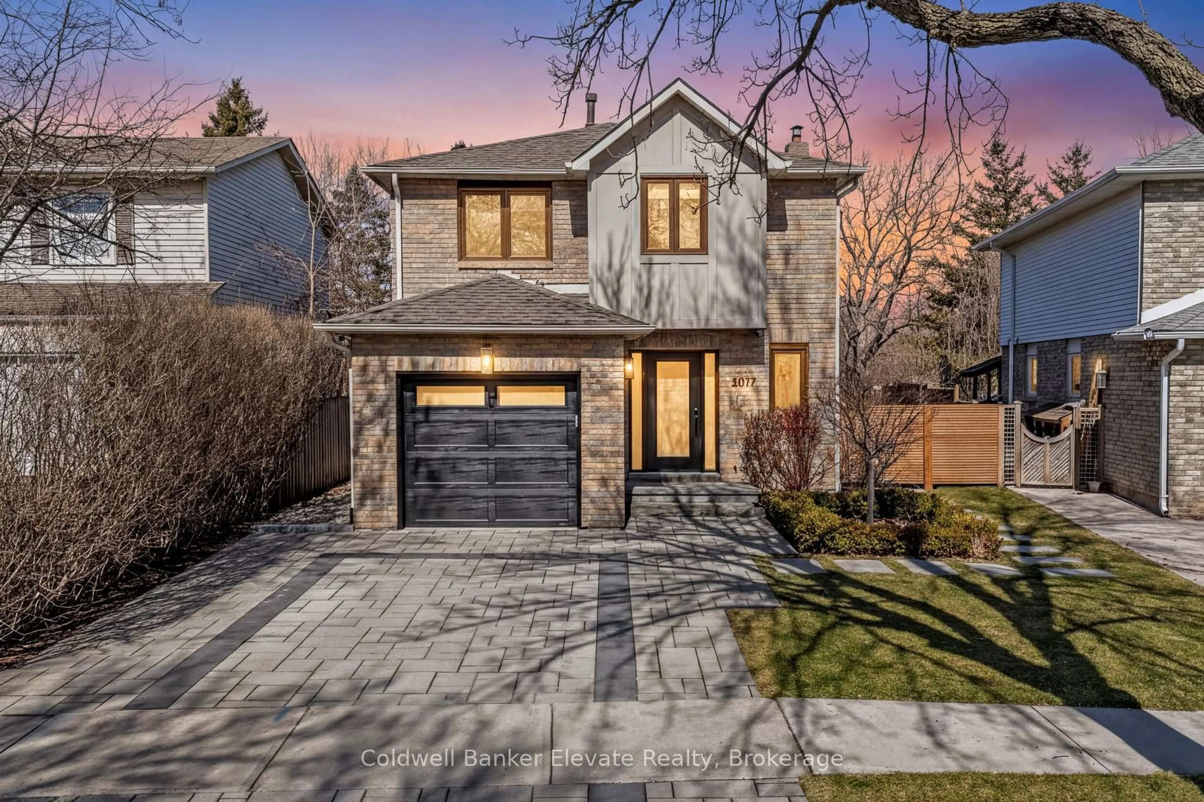 Home with brick exterior material, street for 3017 Silverthorn Dr, Oakville Ontario L6L 5N4