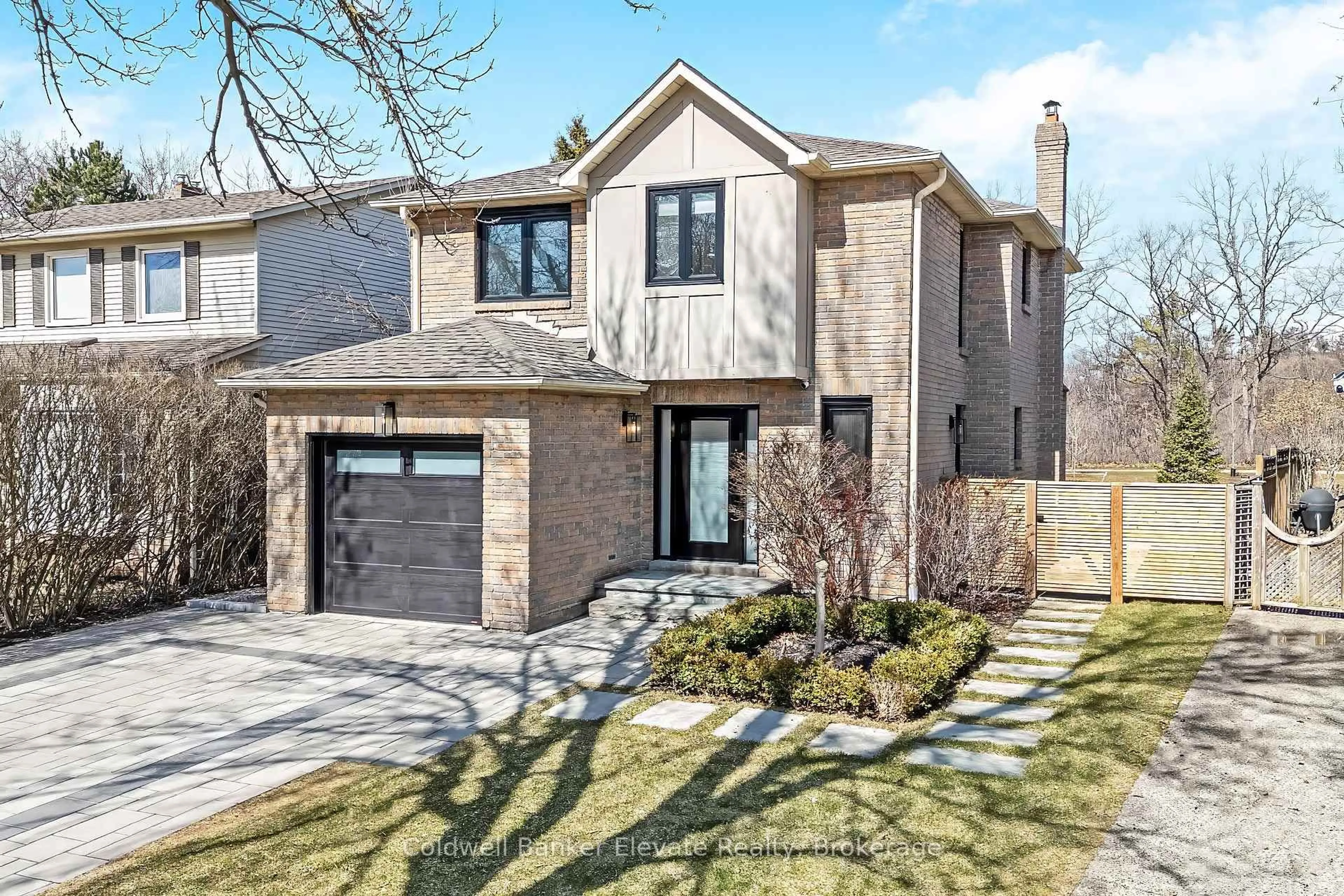 Home with brick exterior material, street for 3017 Silverthorn Dr, Oakville Ontario L6L 5N4